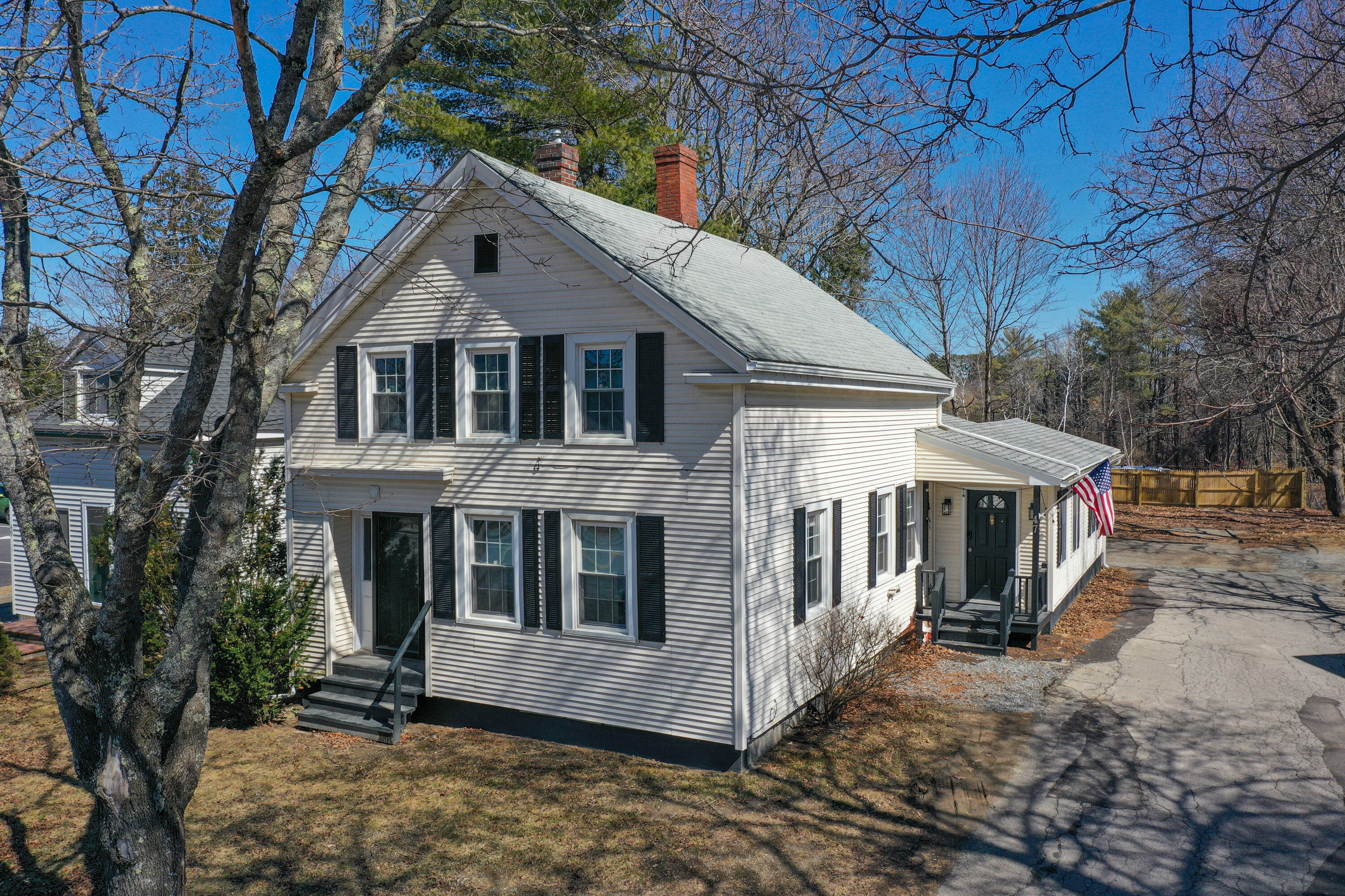 main property photo 34