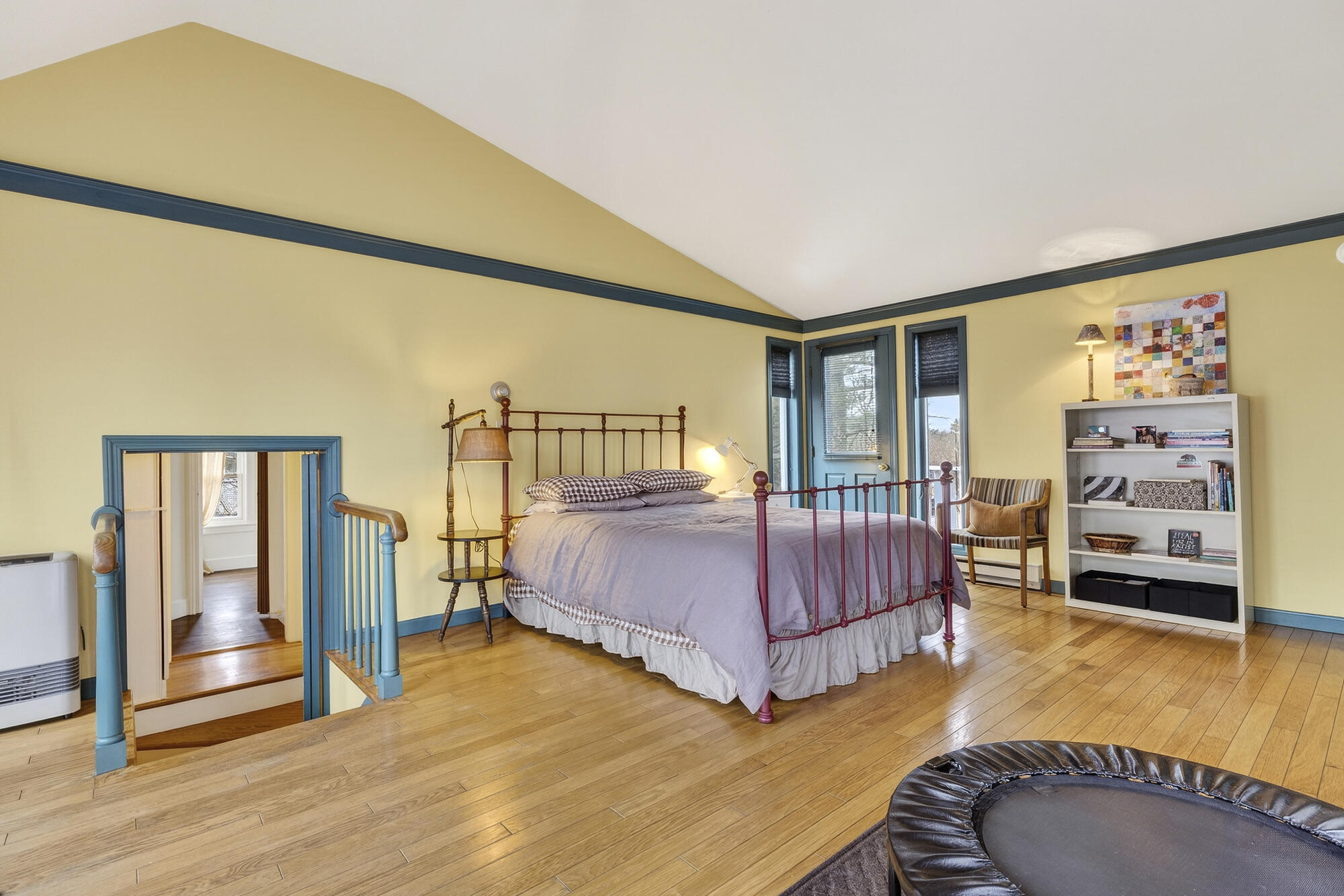 main property photo 40