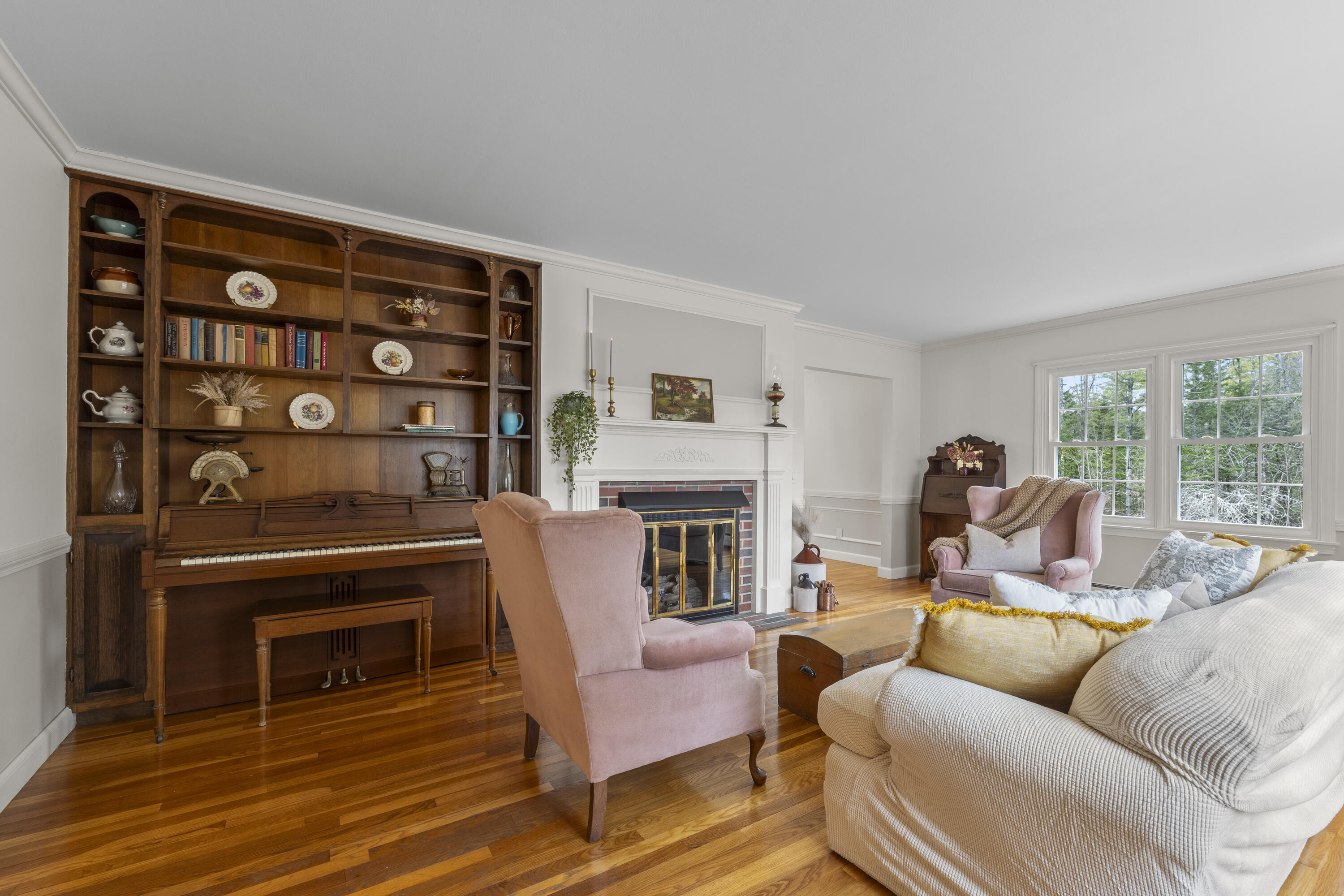 main property photo 8