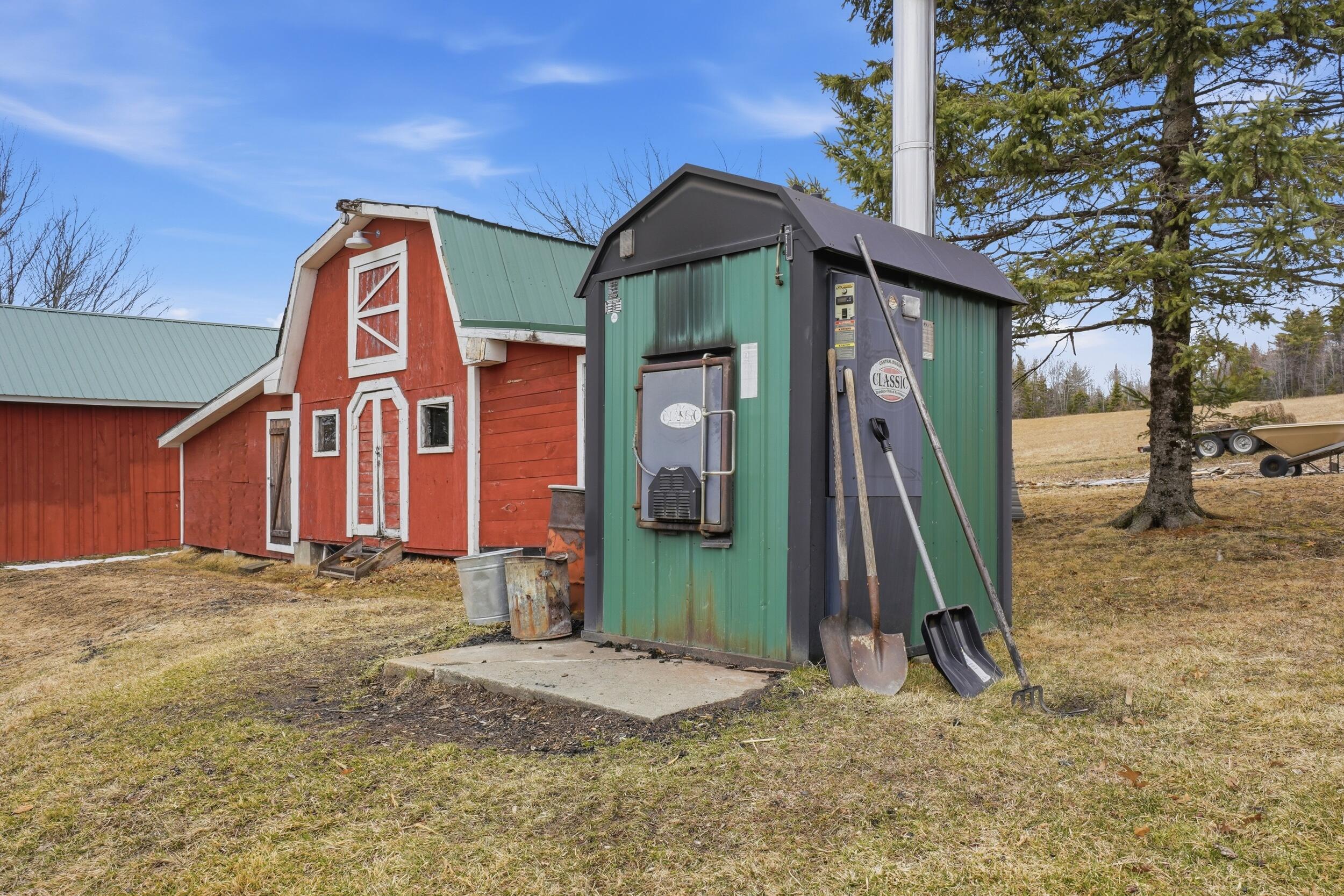 main property photo 37