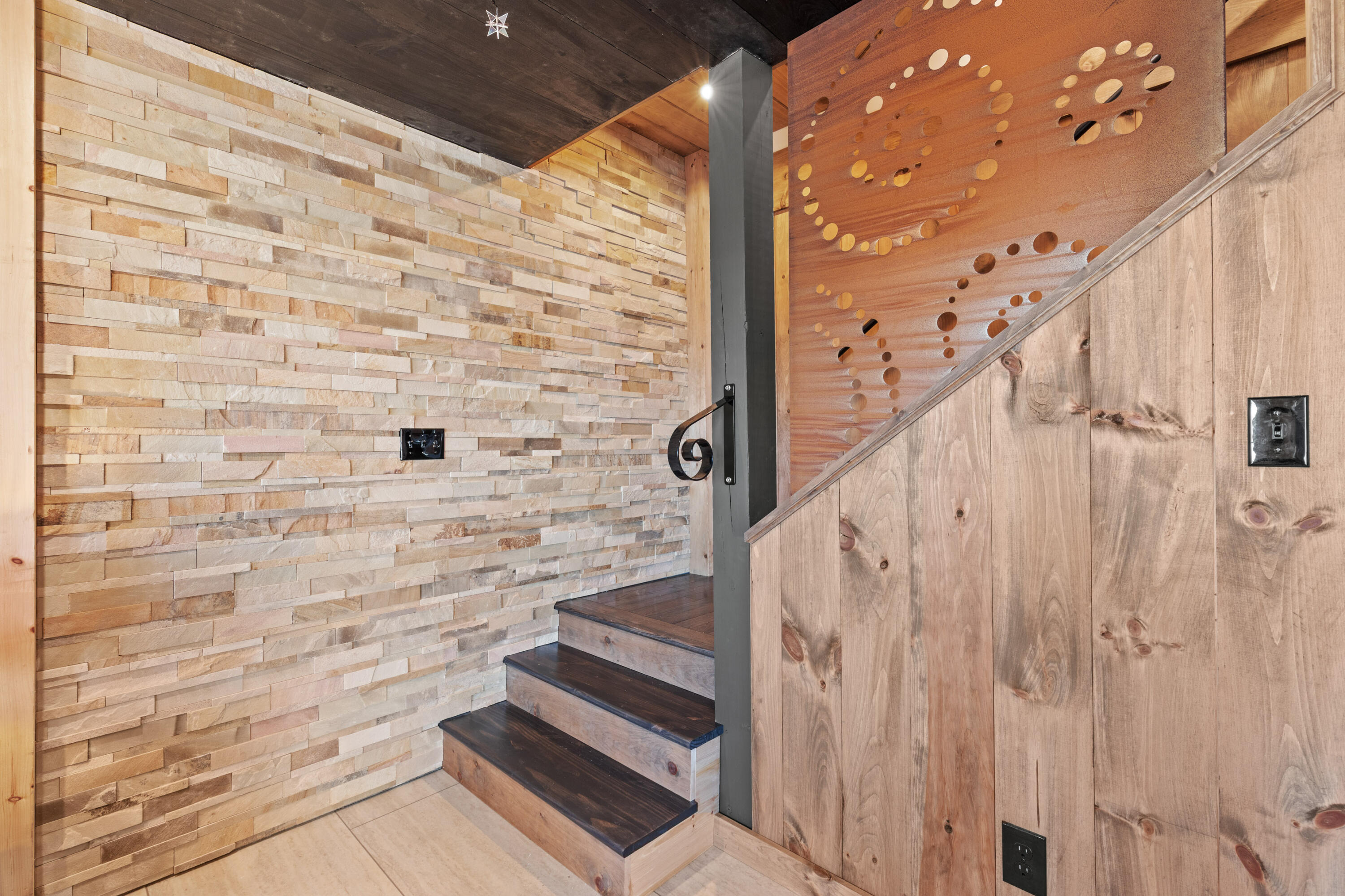 main property photo 67
