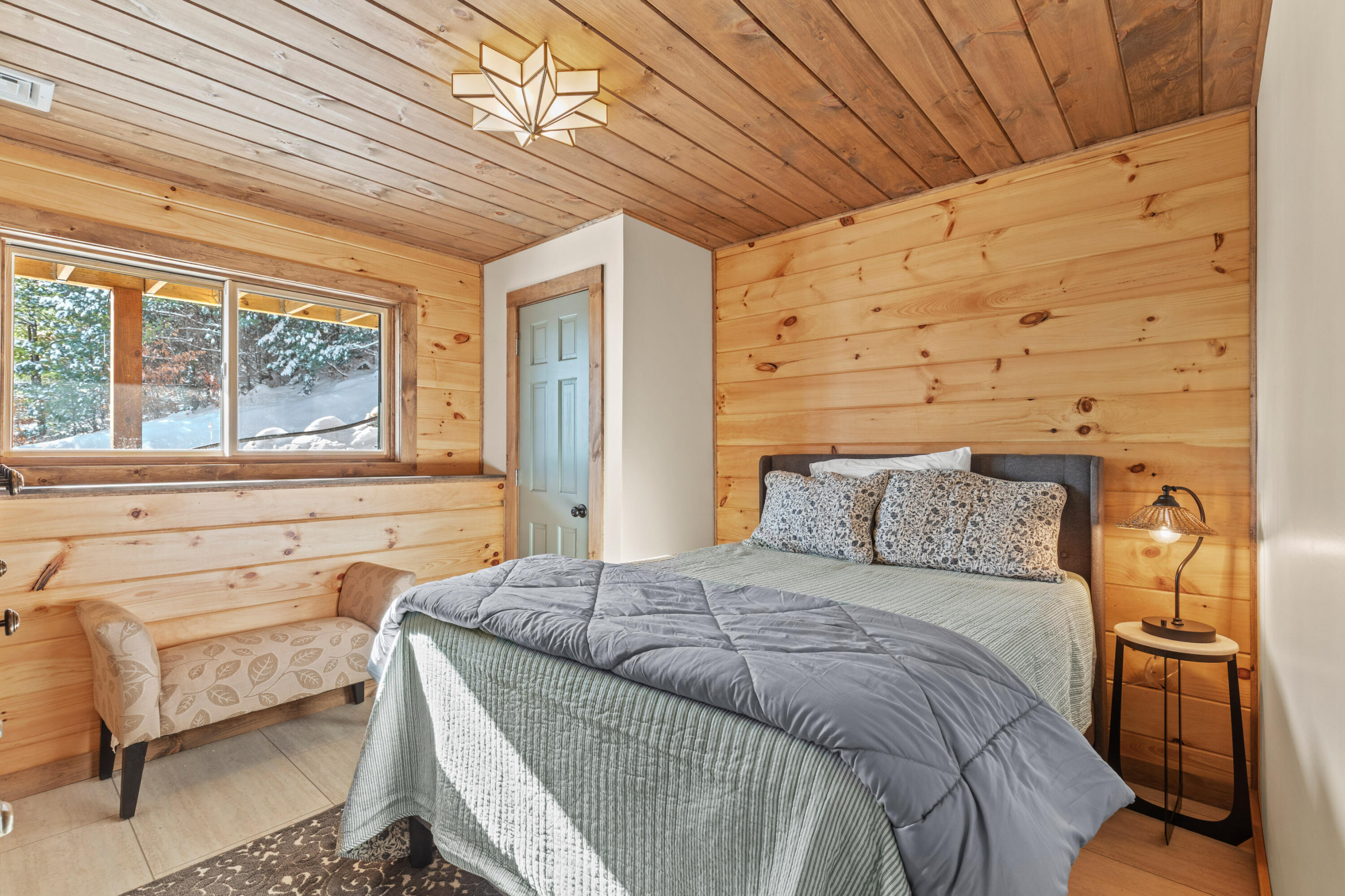 main property photo 81