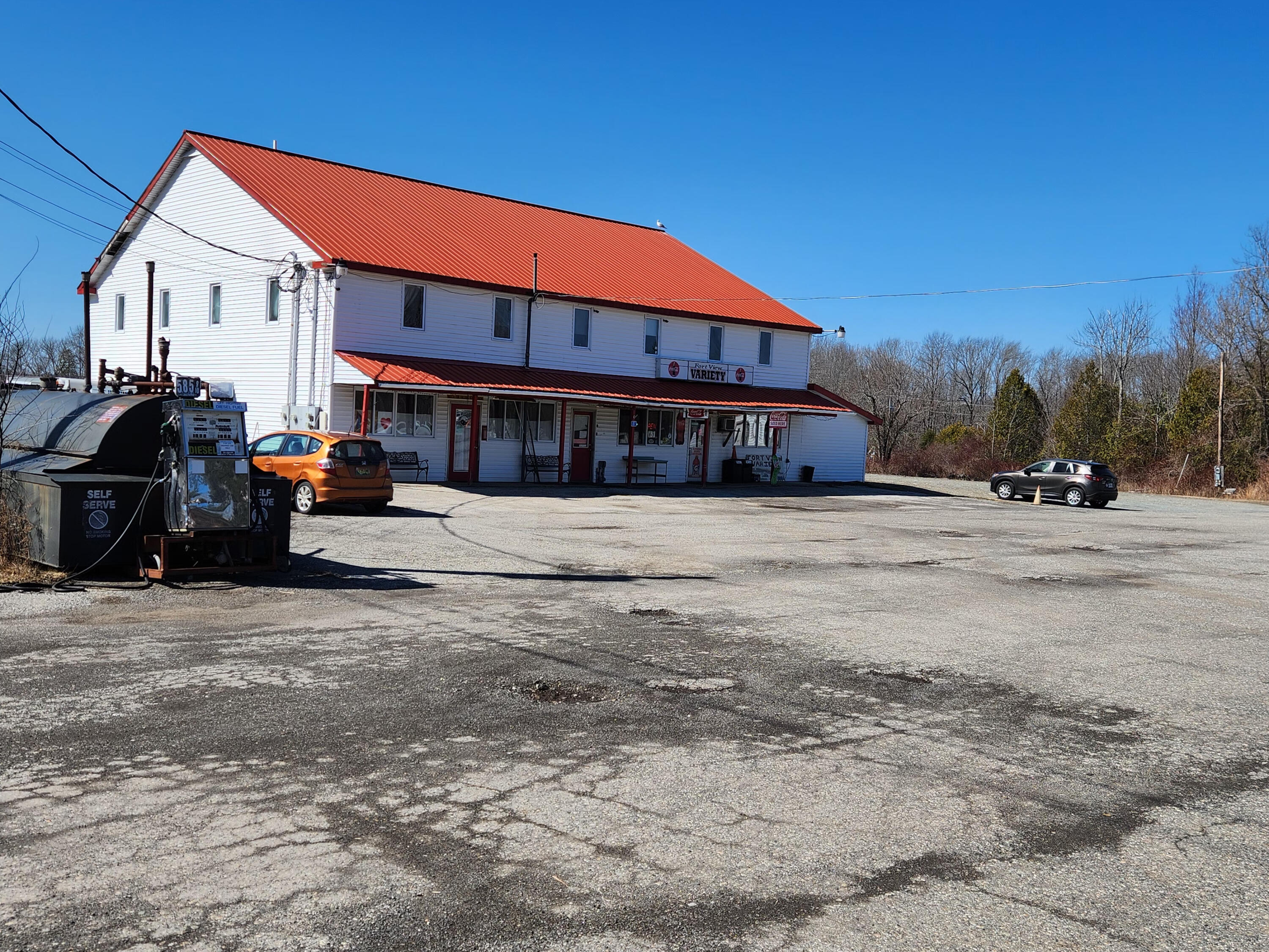 main property photo 13