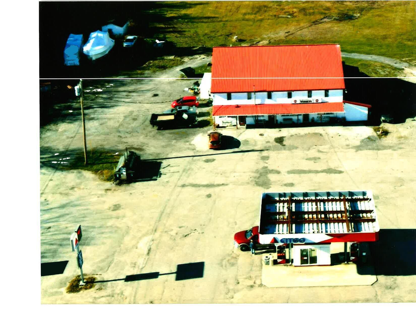 main property photo 34