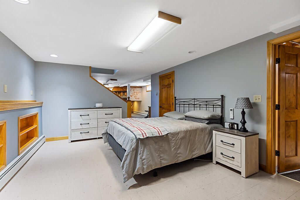 main property photo 58