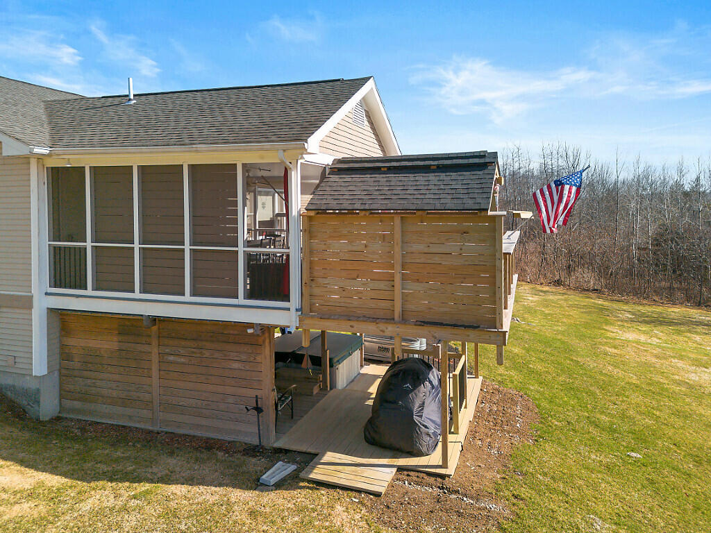 main property photo 51