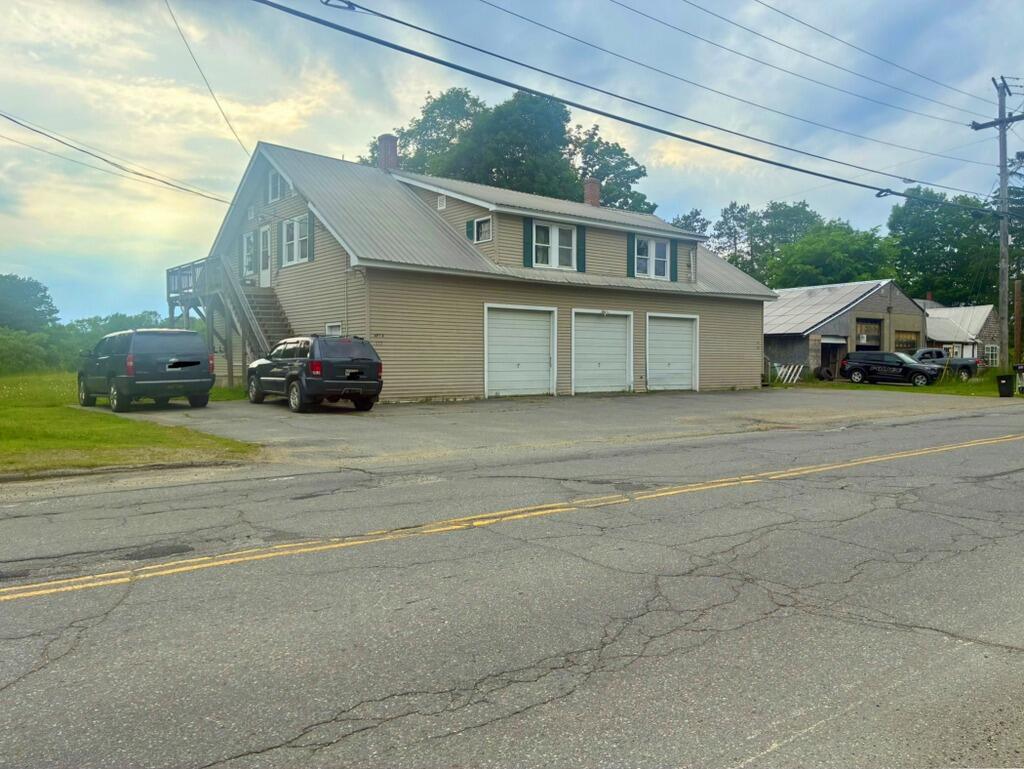 main property photo 49