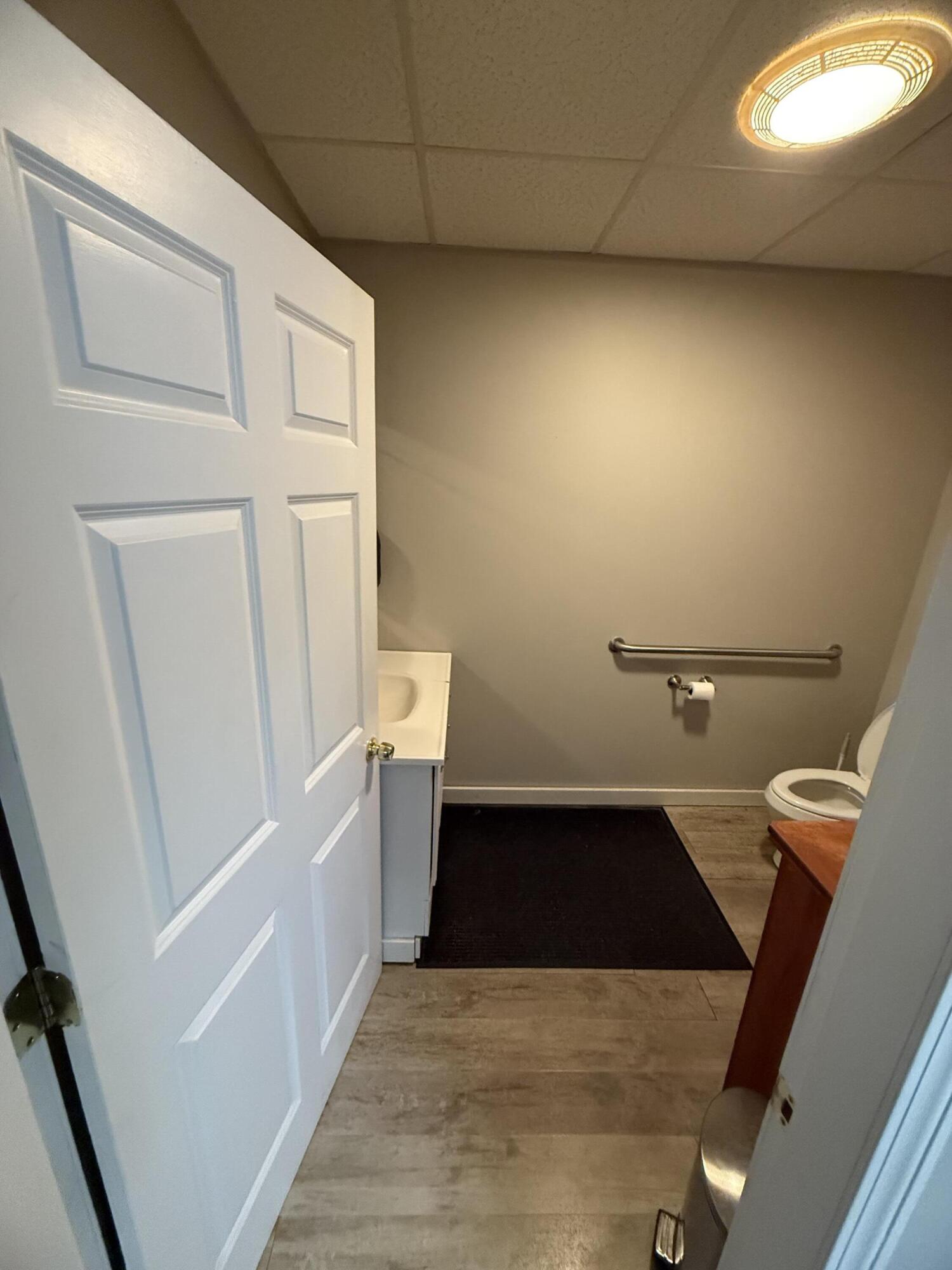 main property photo 5