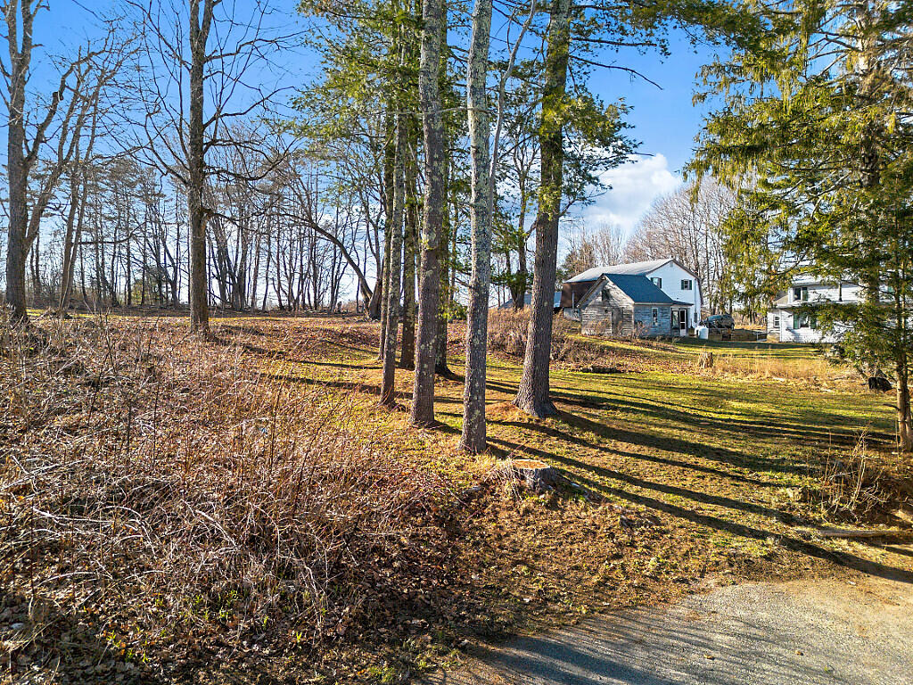 main property photo 32