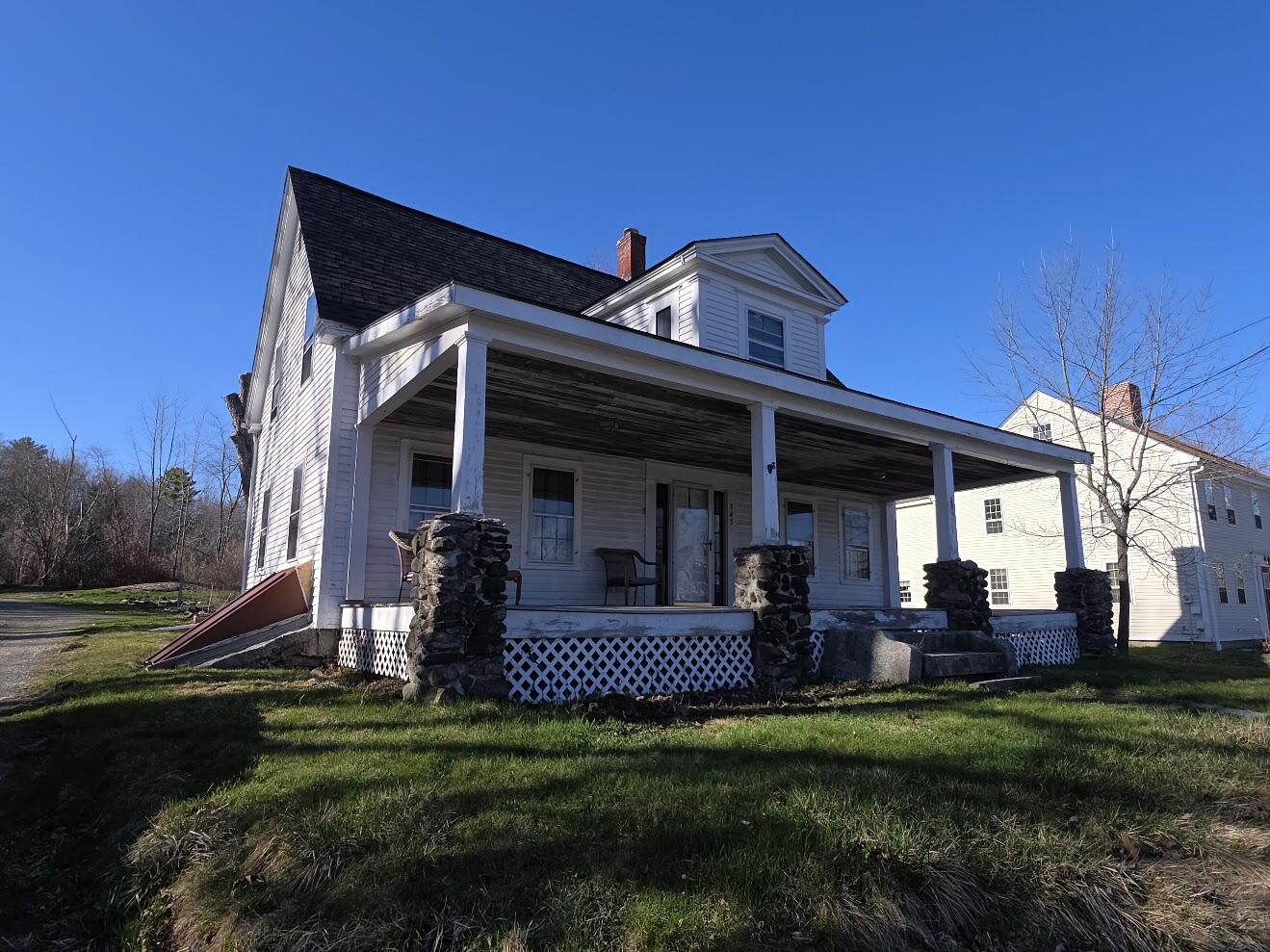 main property photo 9