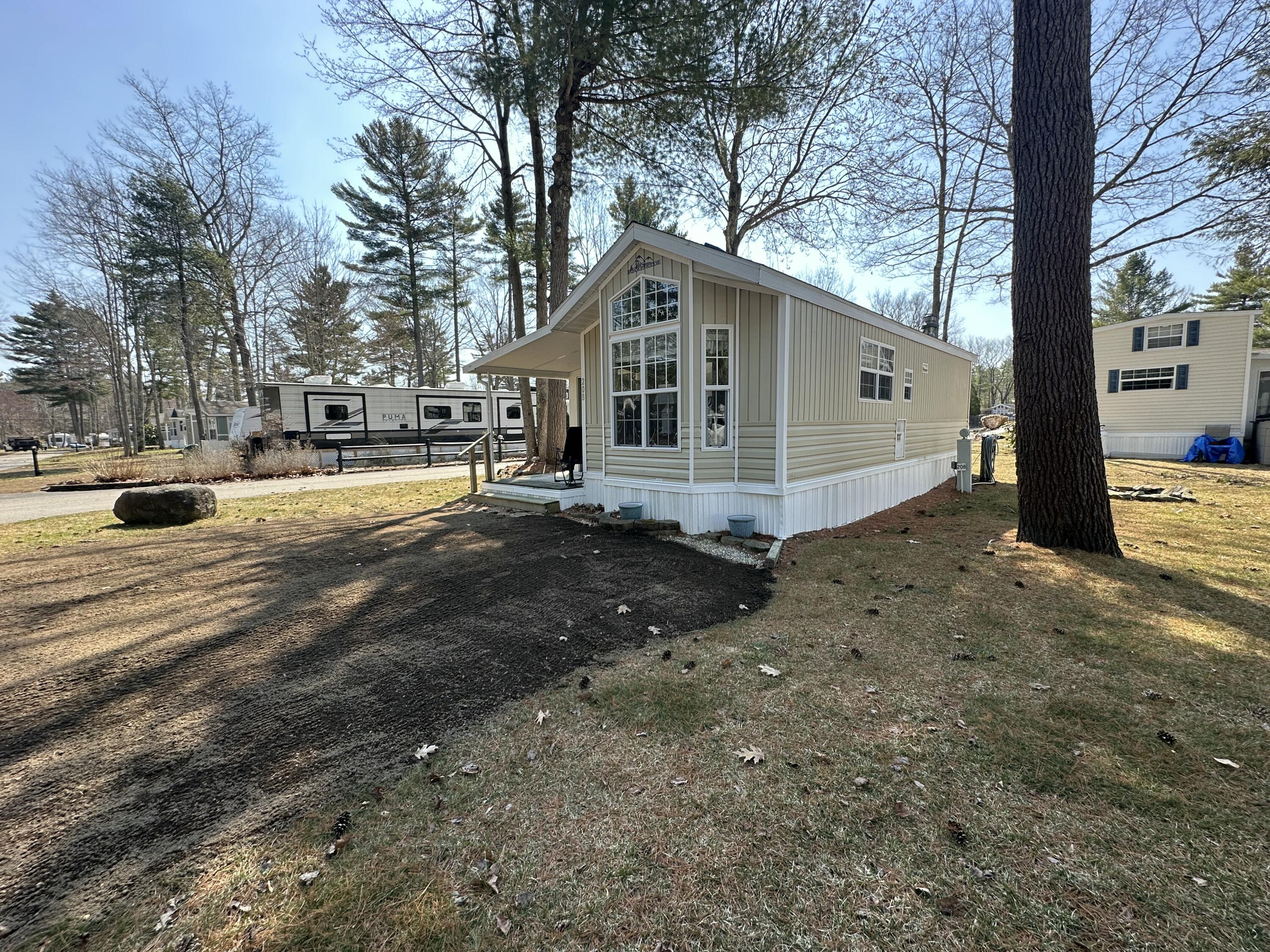 main property photo 37