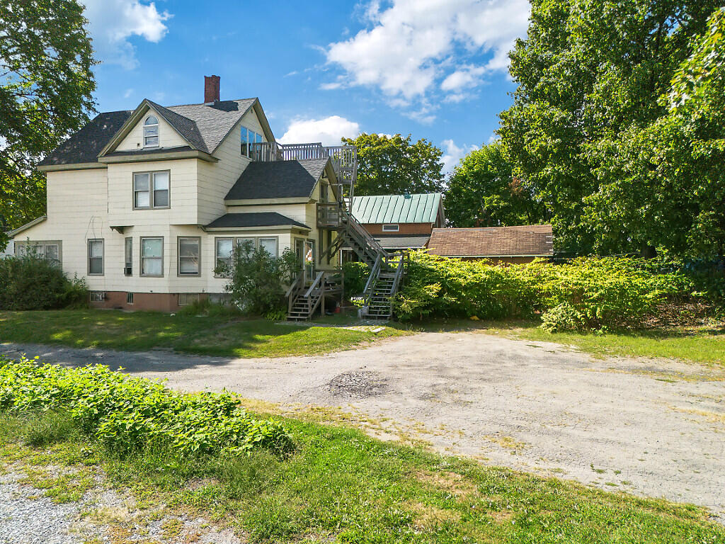 main property photo 6