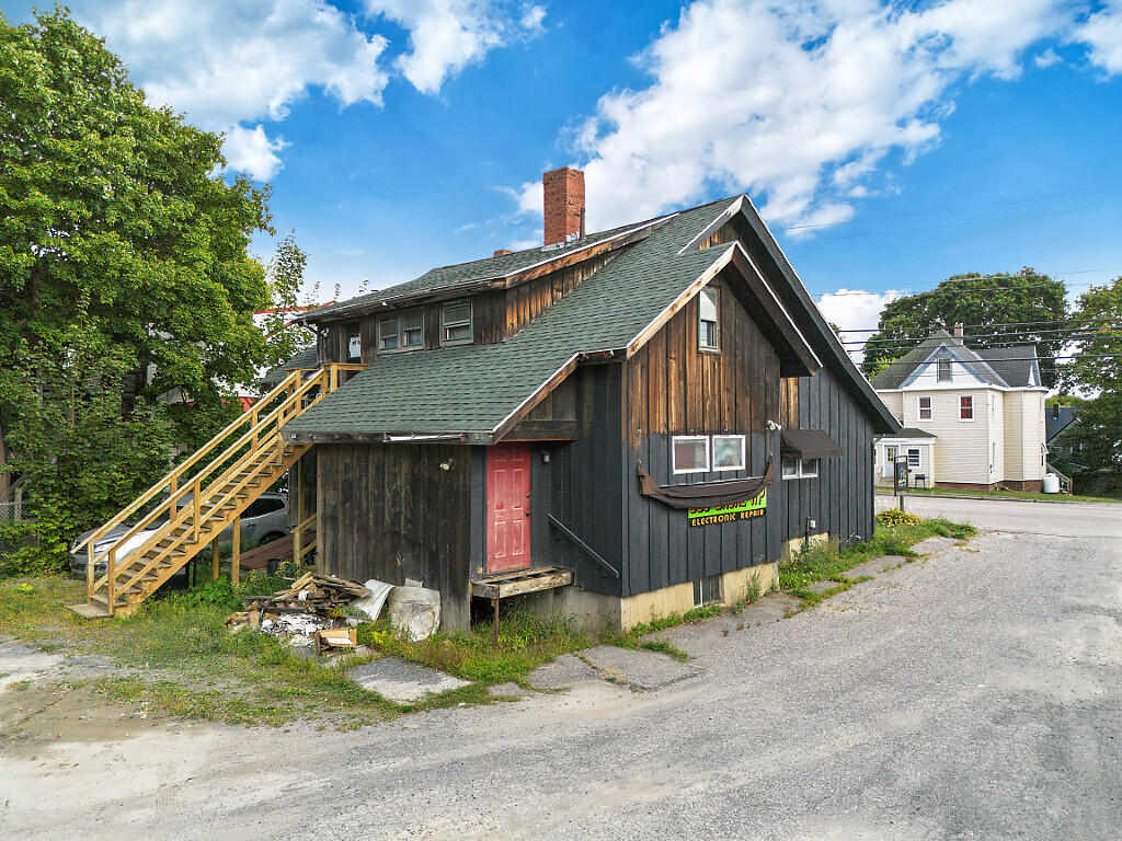 main property photo 4