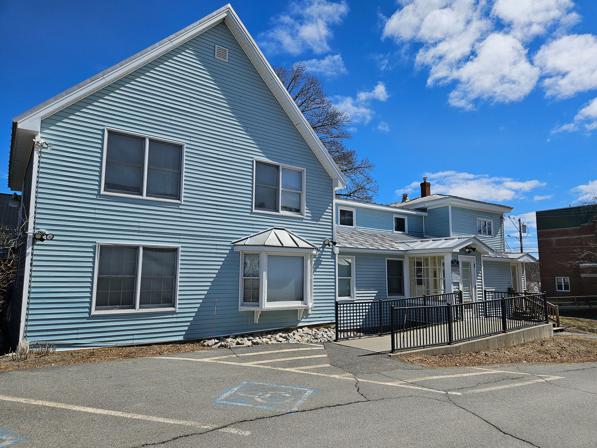 main property photo 5