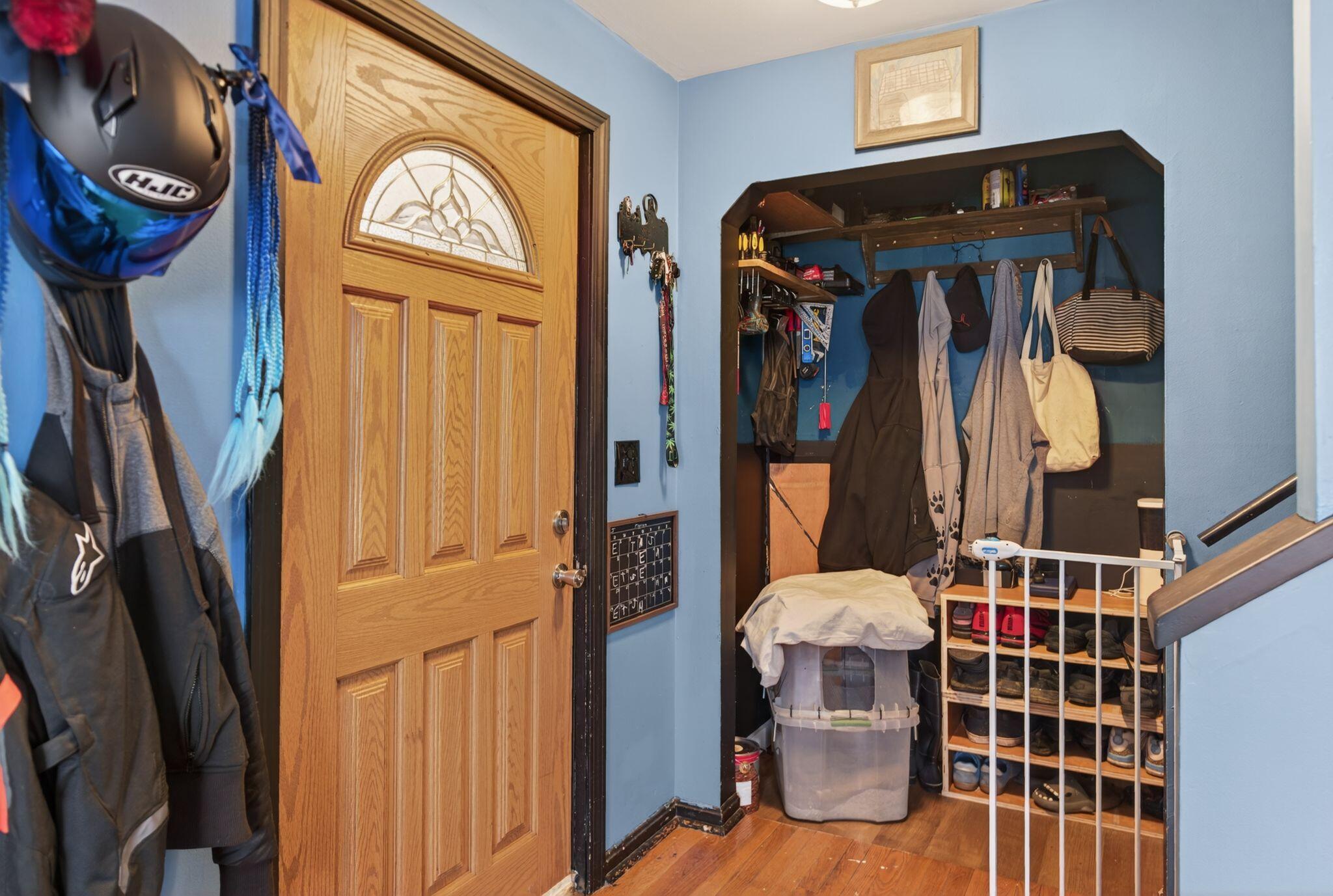 main property photo 9