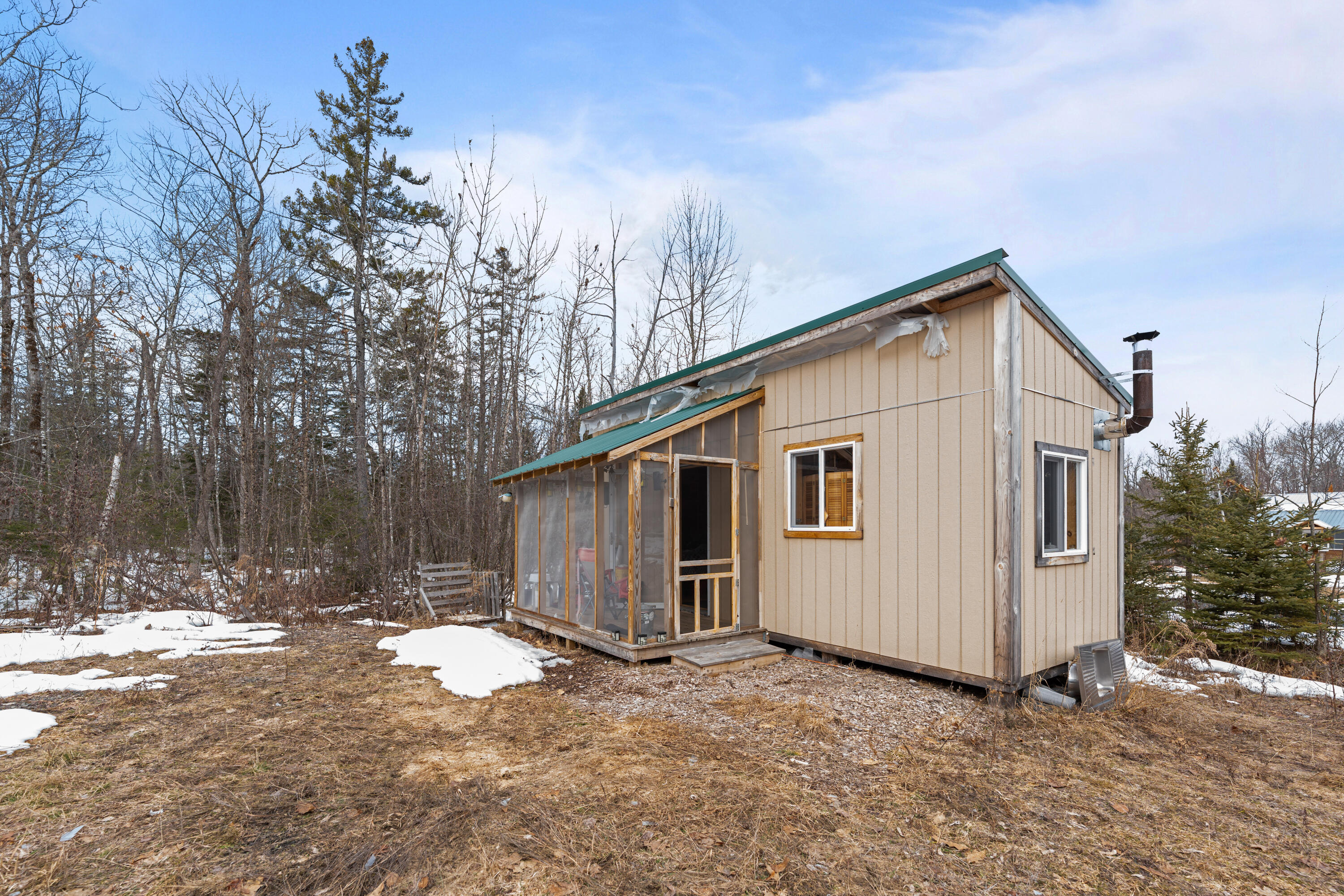 main property photo 20
