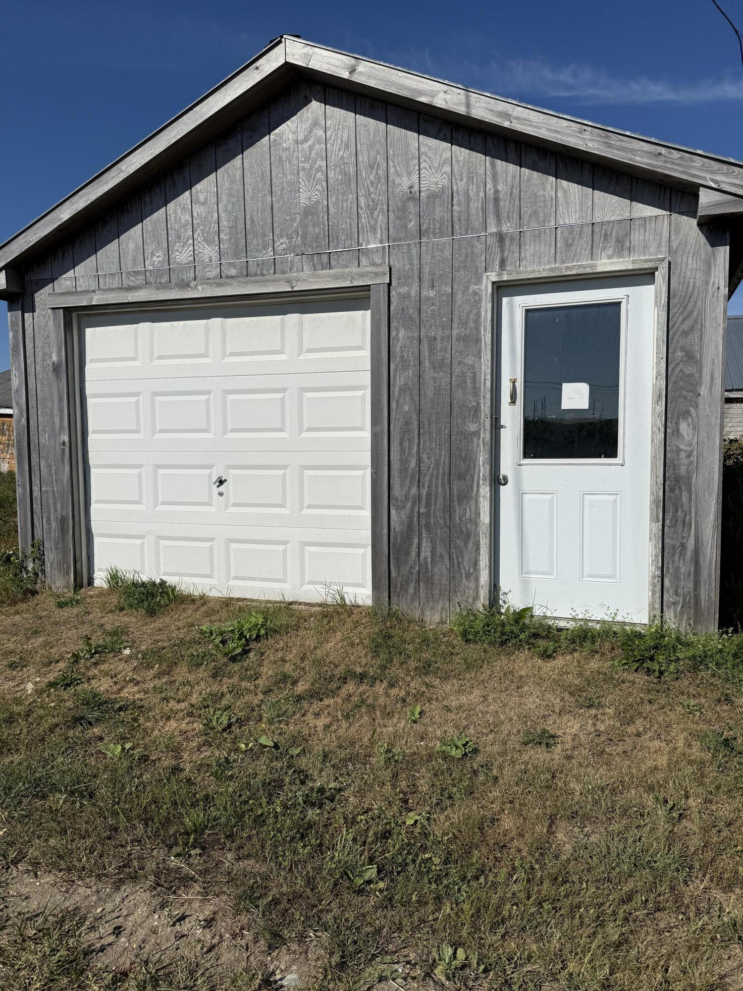 main property photo 48