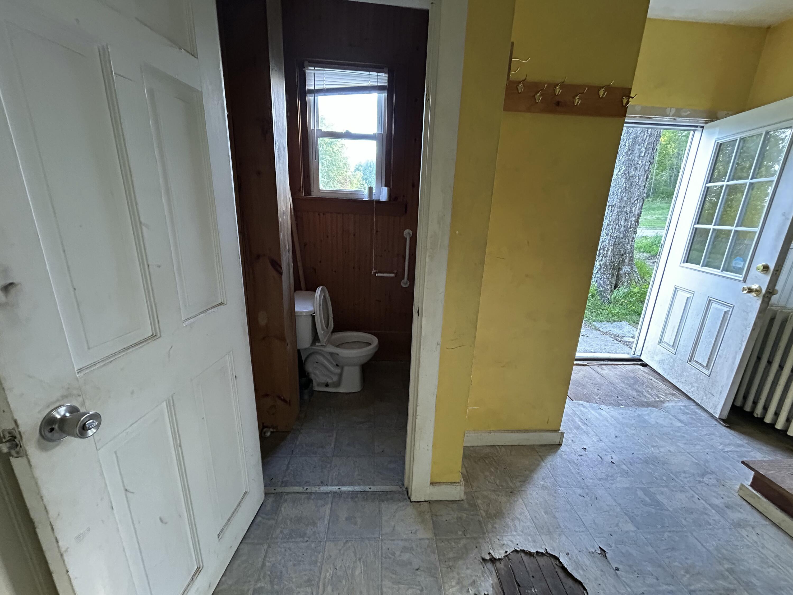 main property photo 9