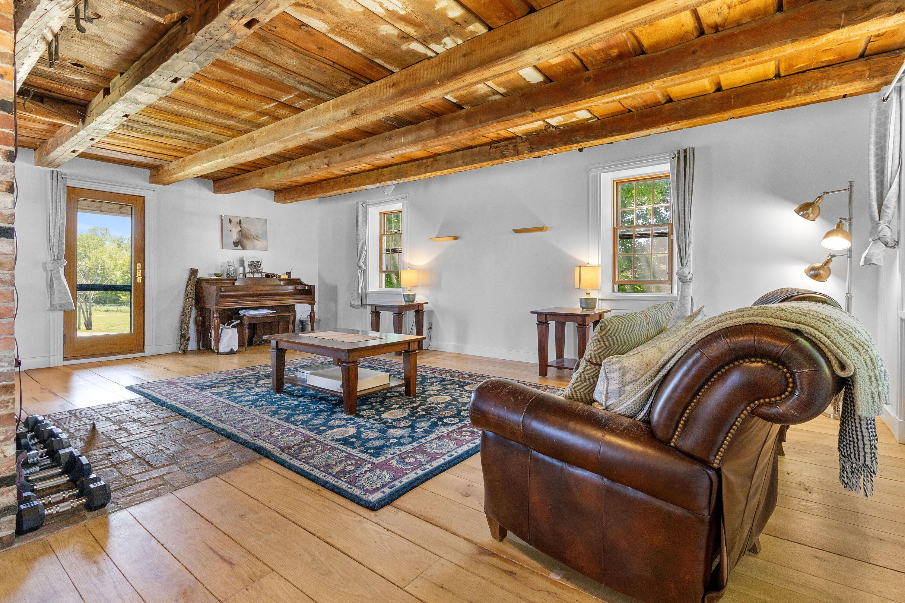 main property photo 21