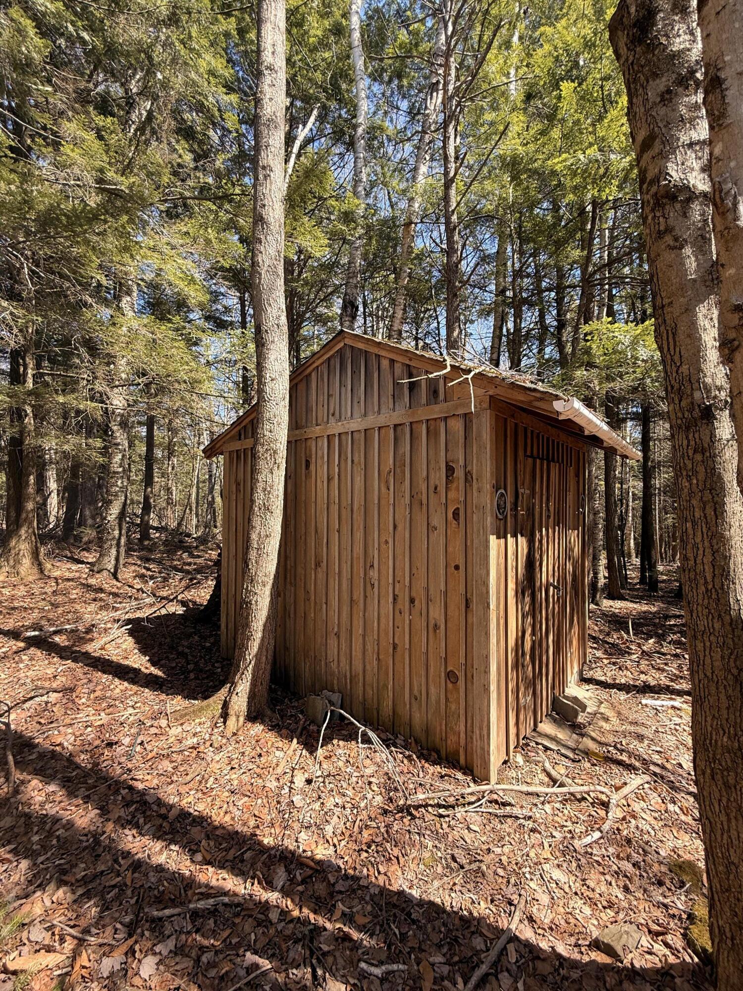 main property photo 16