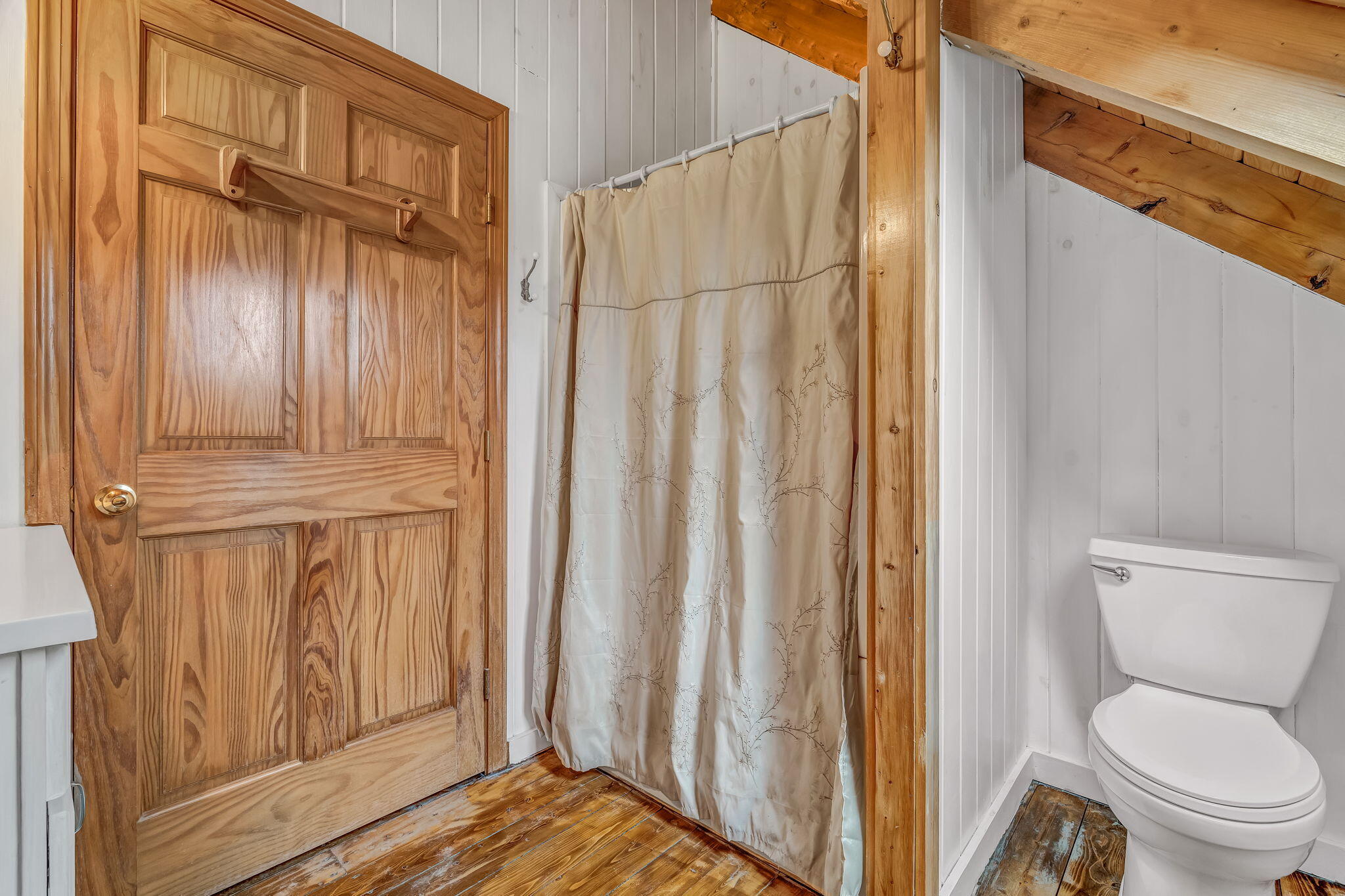 main property photo 47