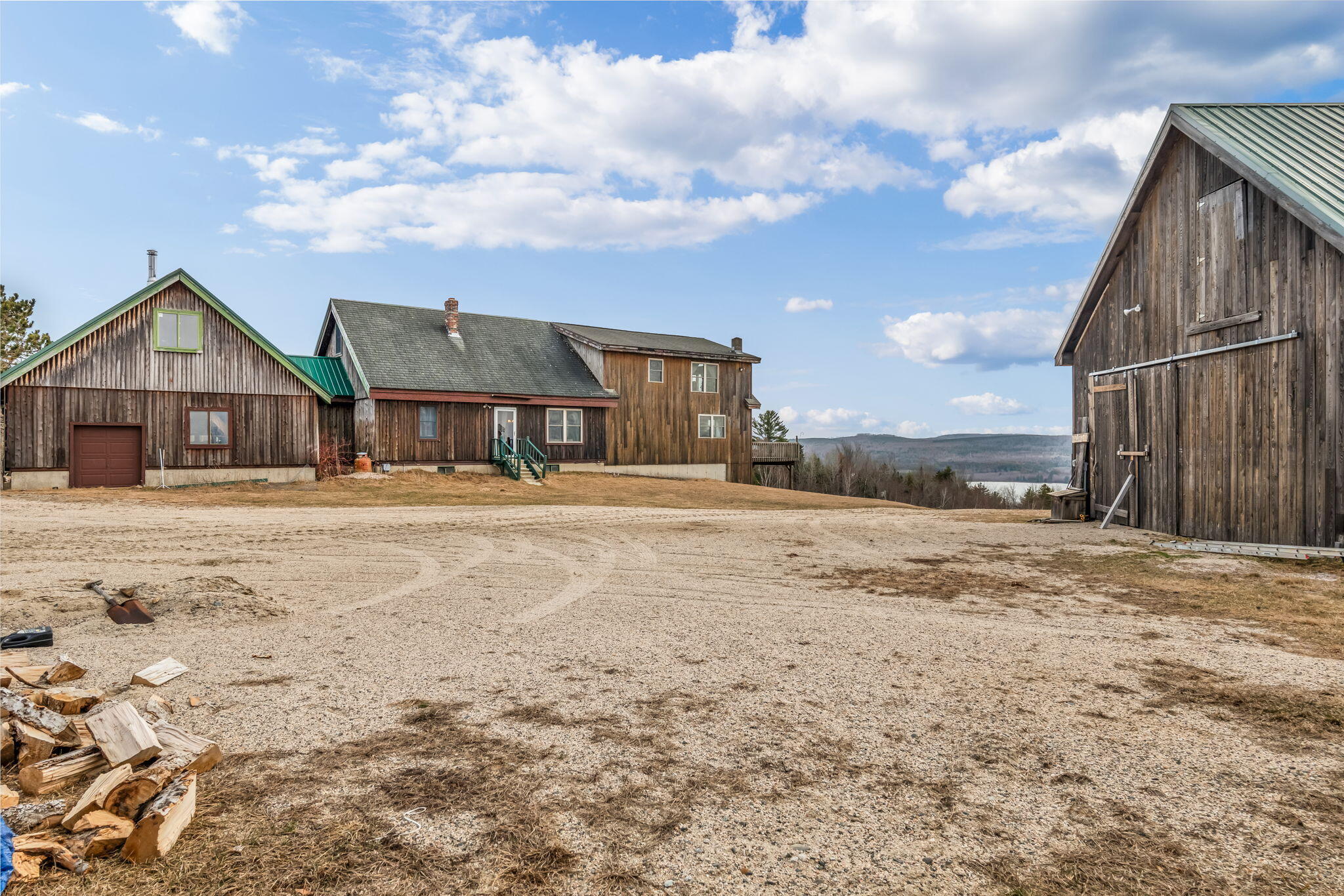 main property photo 67