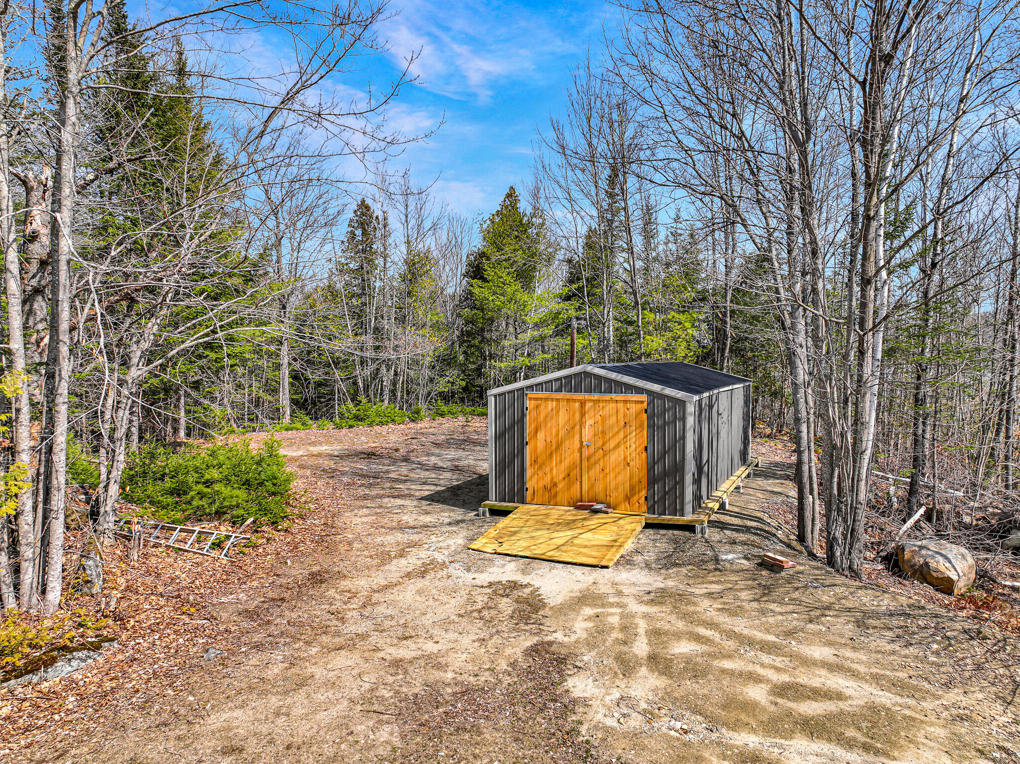 main property photo 35