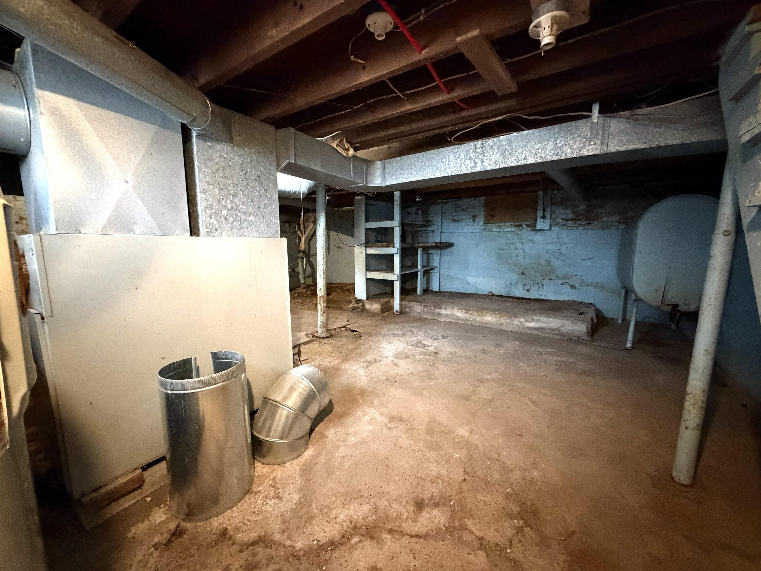 main property photo 37