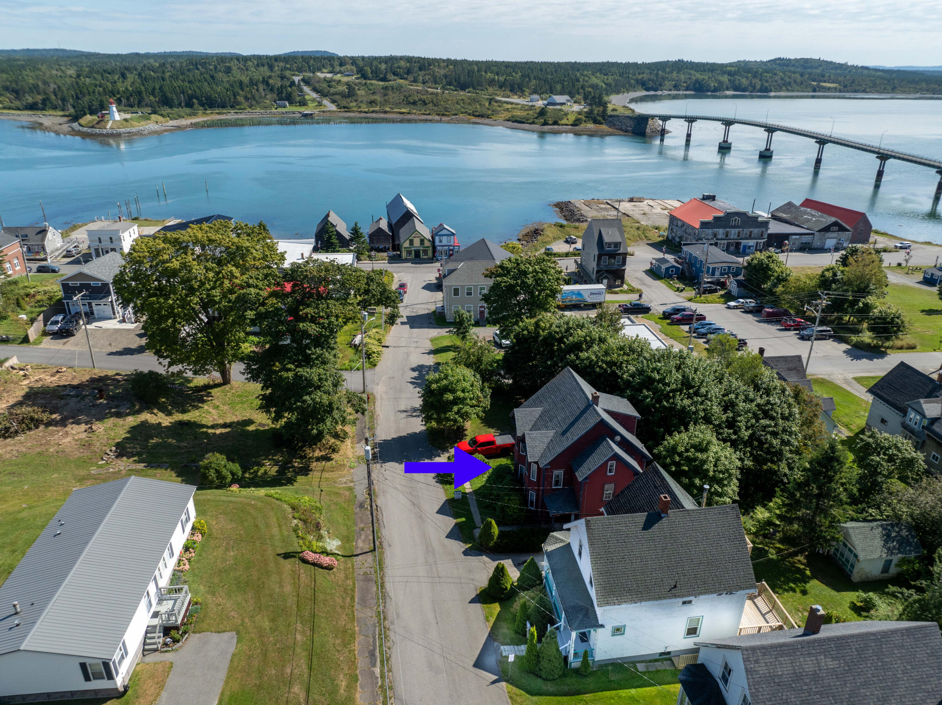 main property photo 23
