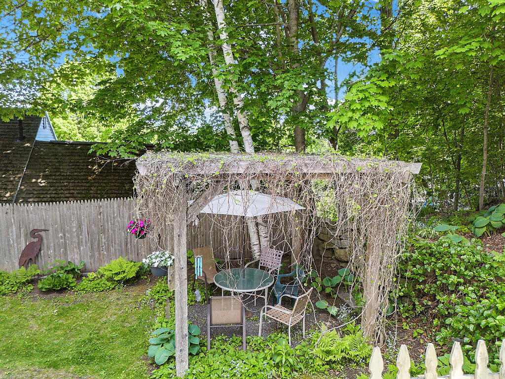 main property photo 73