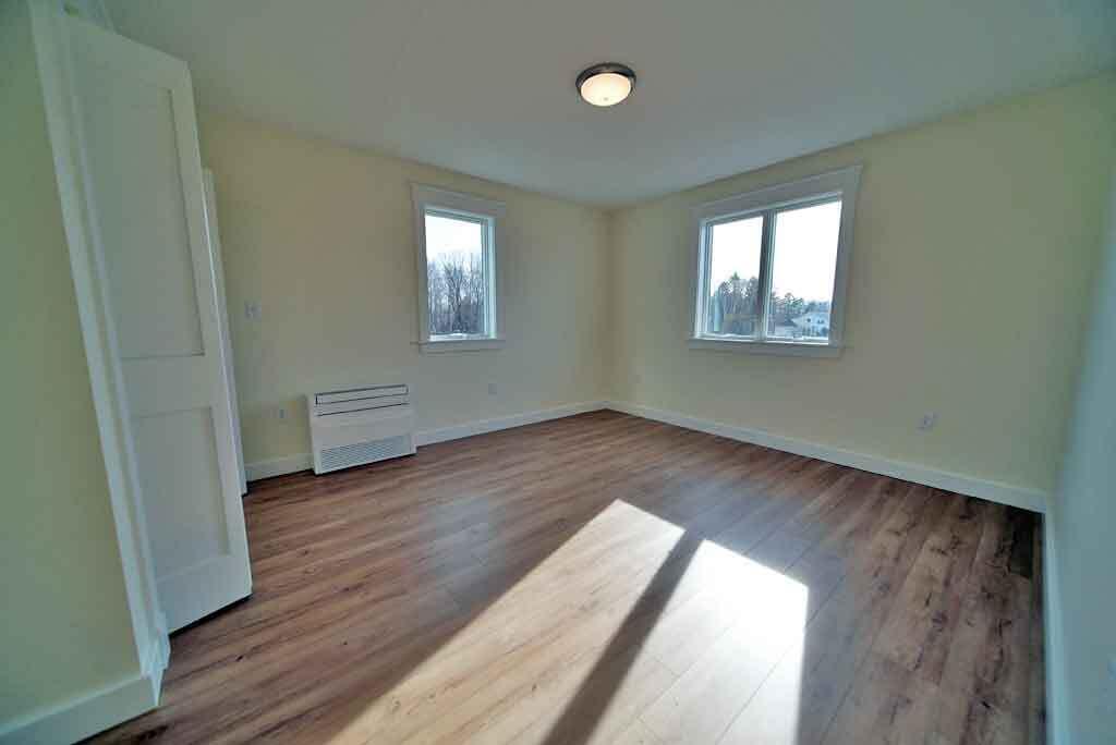 main property photo 67