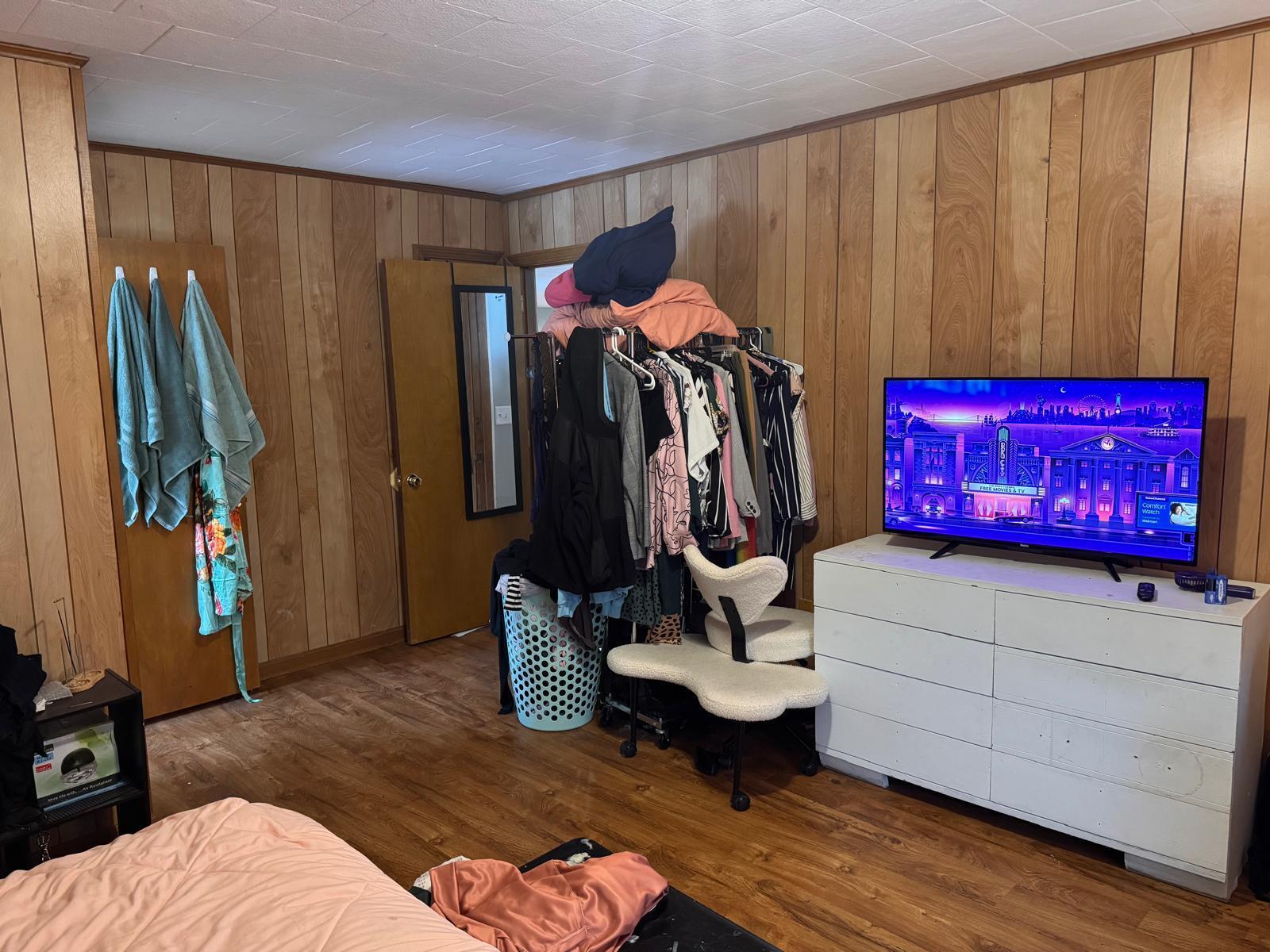 main property photo 36