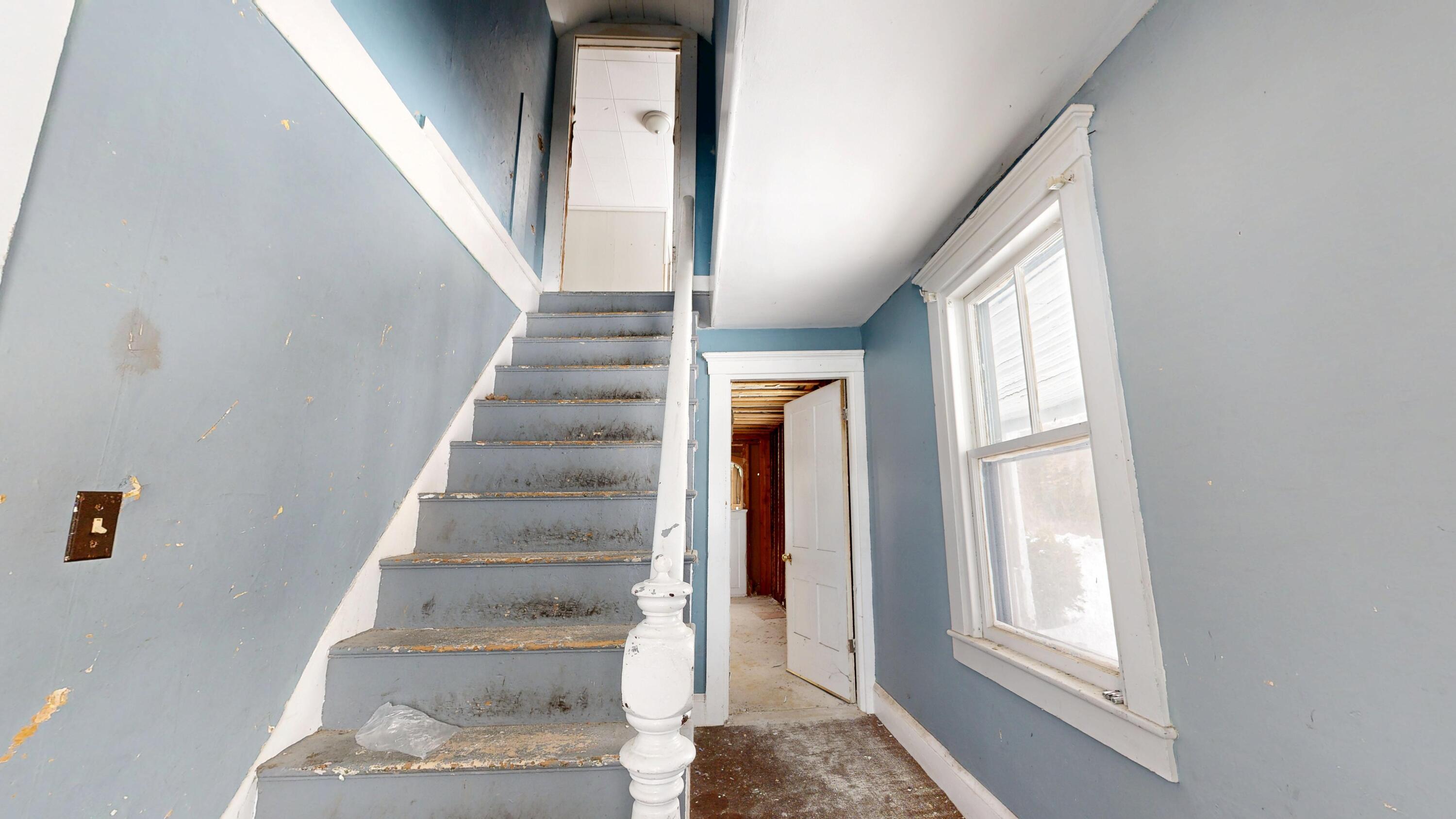 main property photo 43