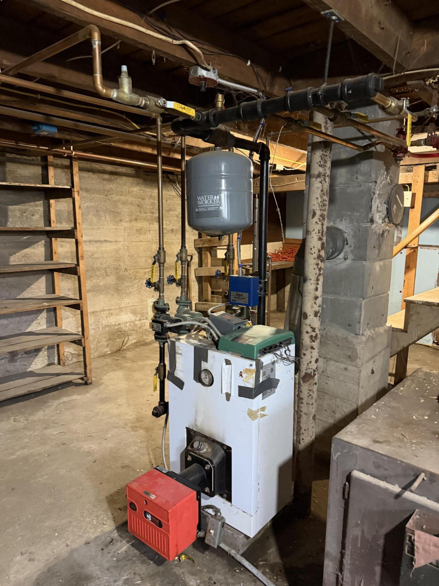 main property photo 19