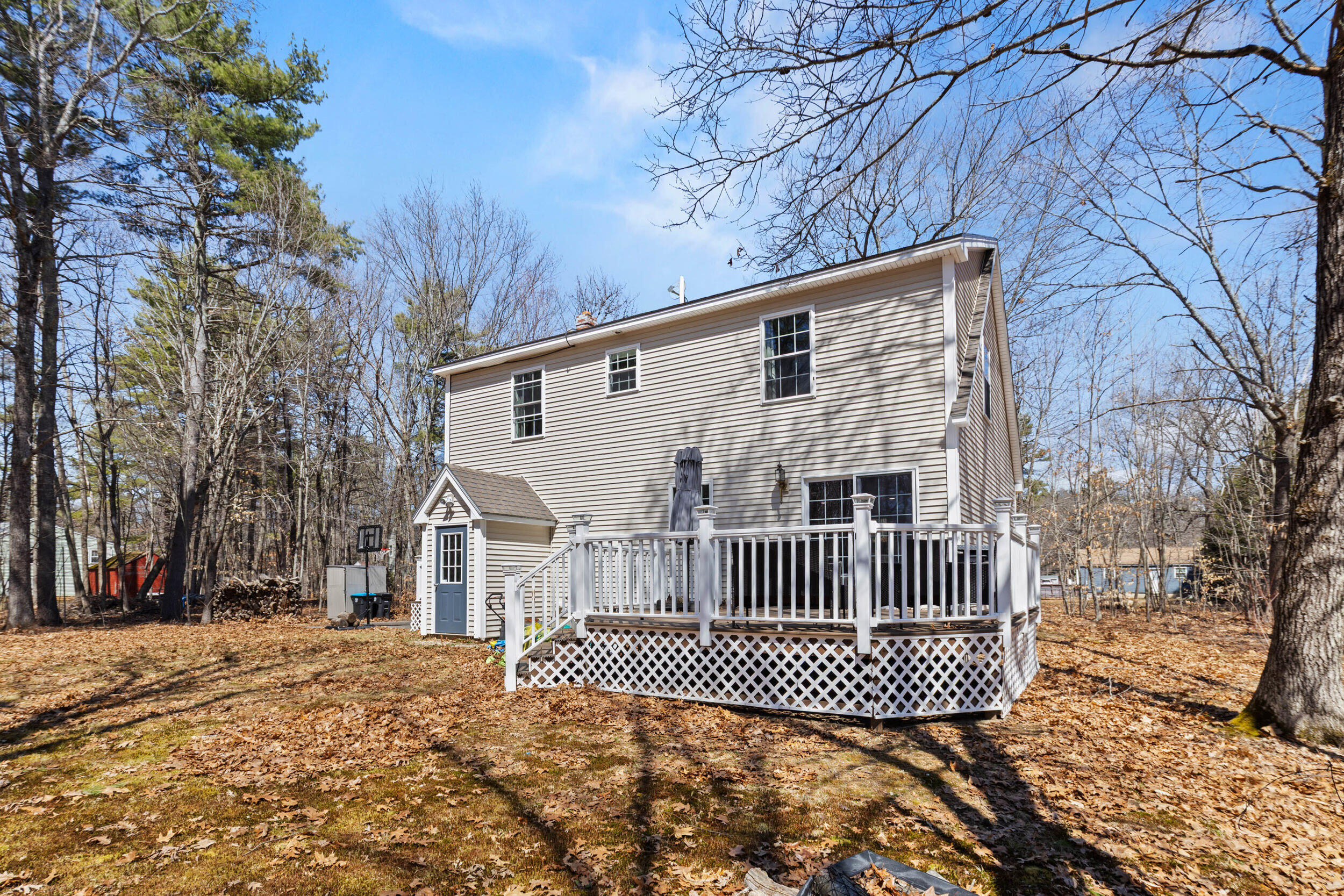 main property photo 31