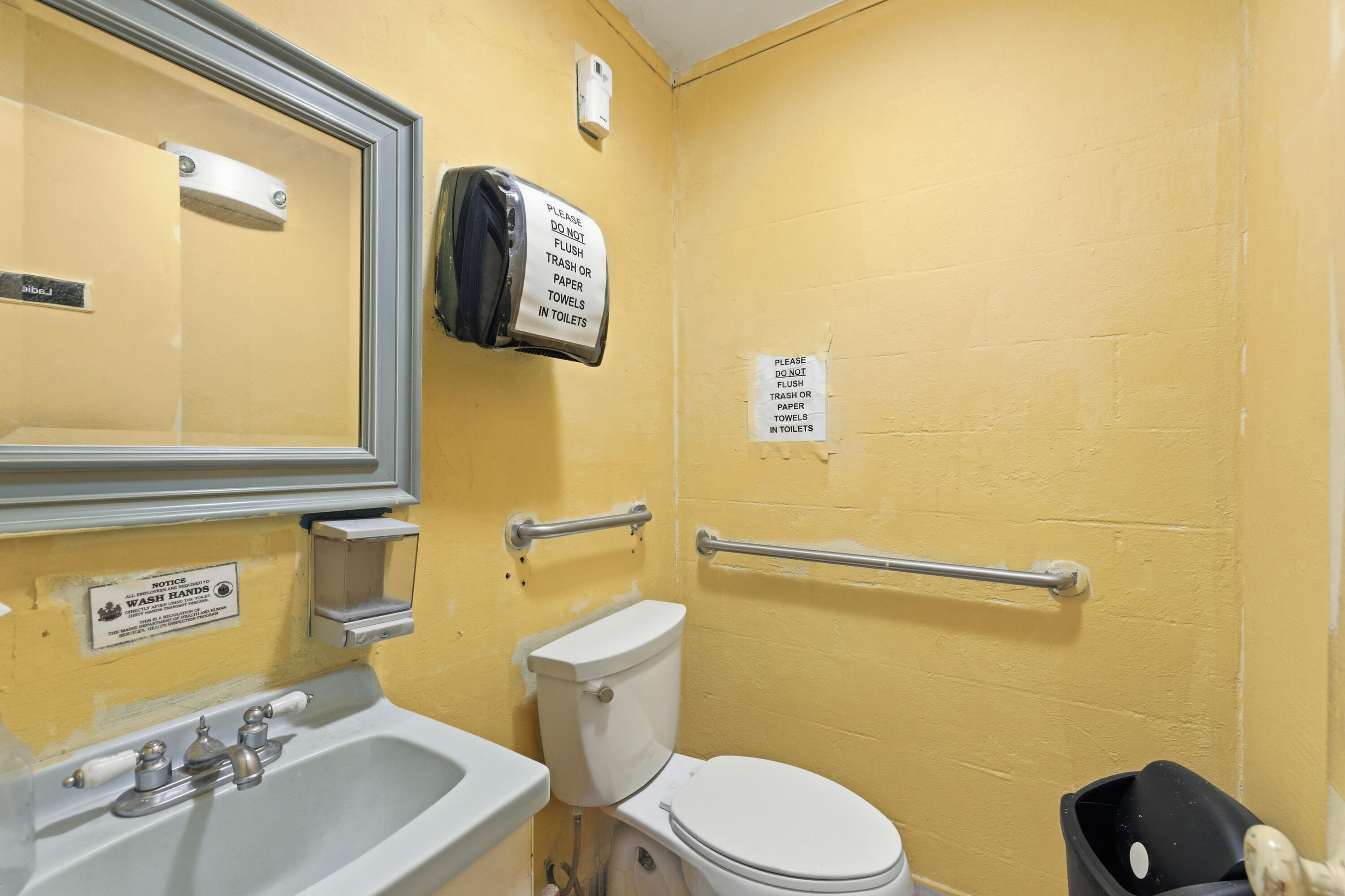 main property photo 13