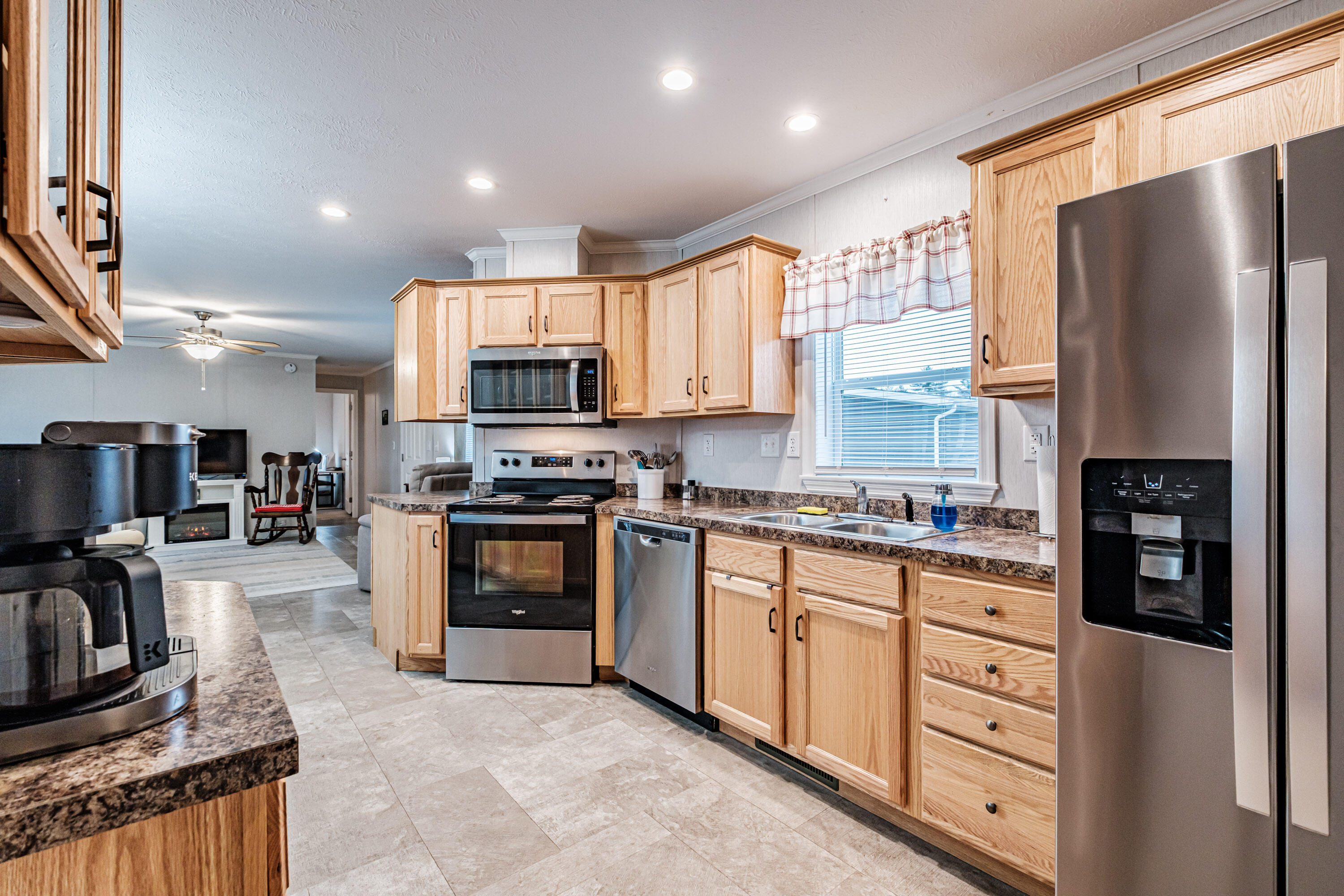 main property photo 17