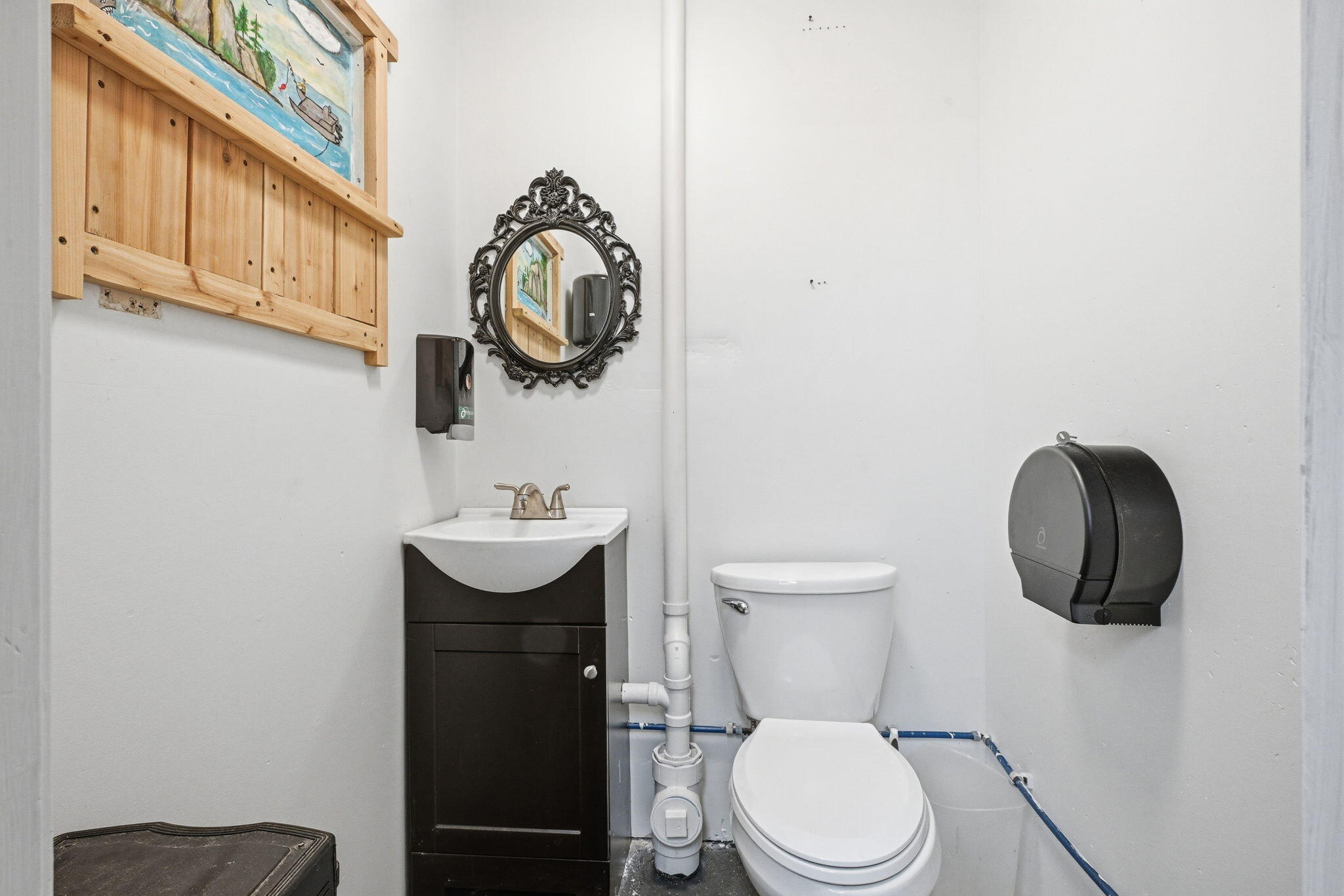 main property photo 43