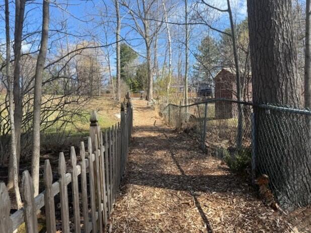 main property photo 41