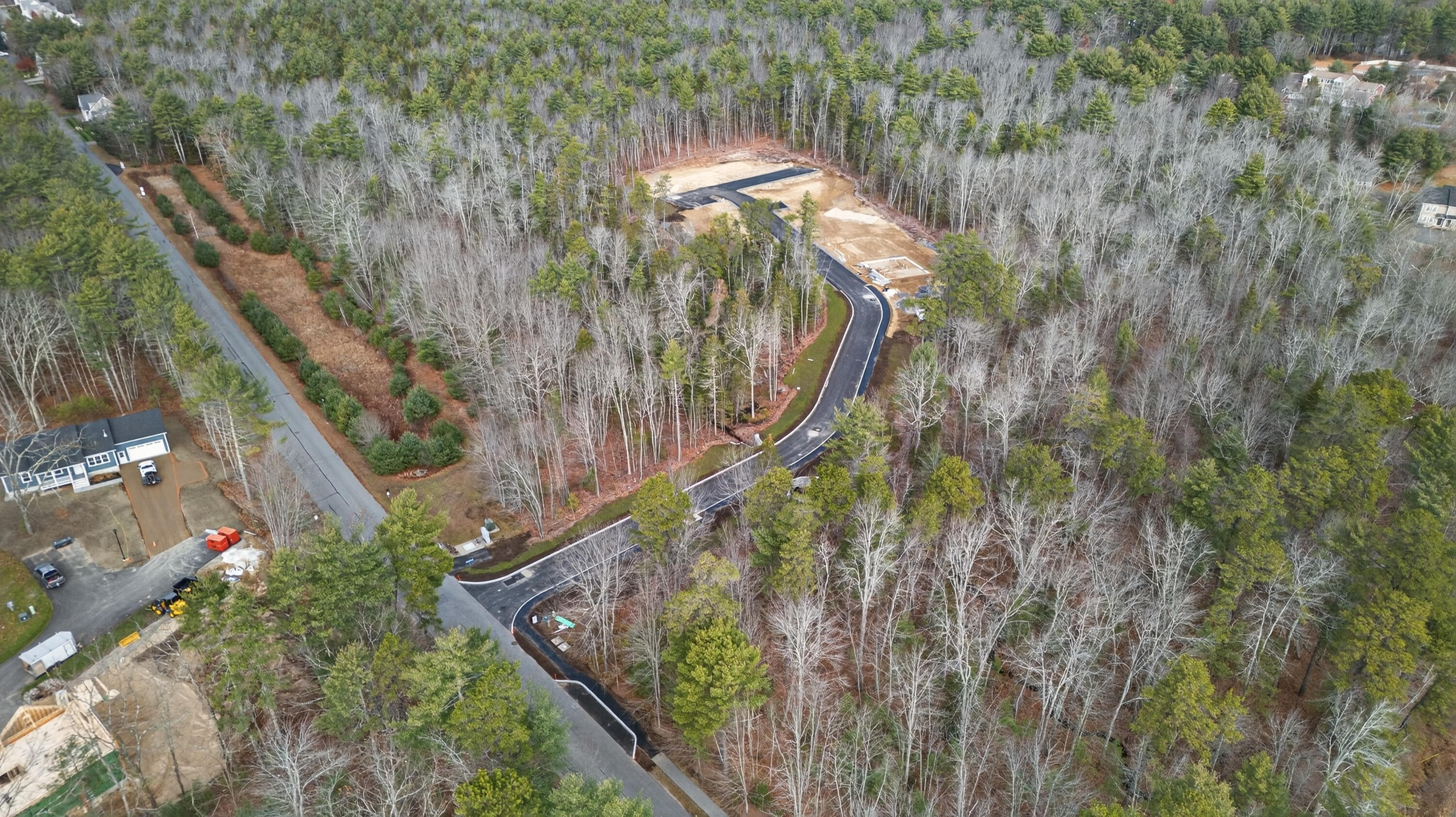 main property photo 13