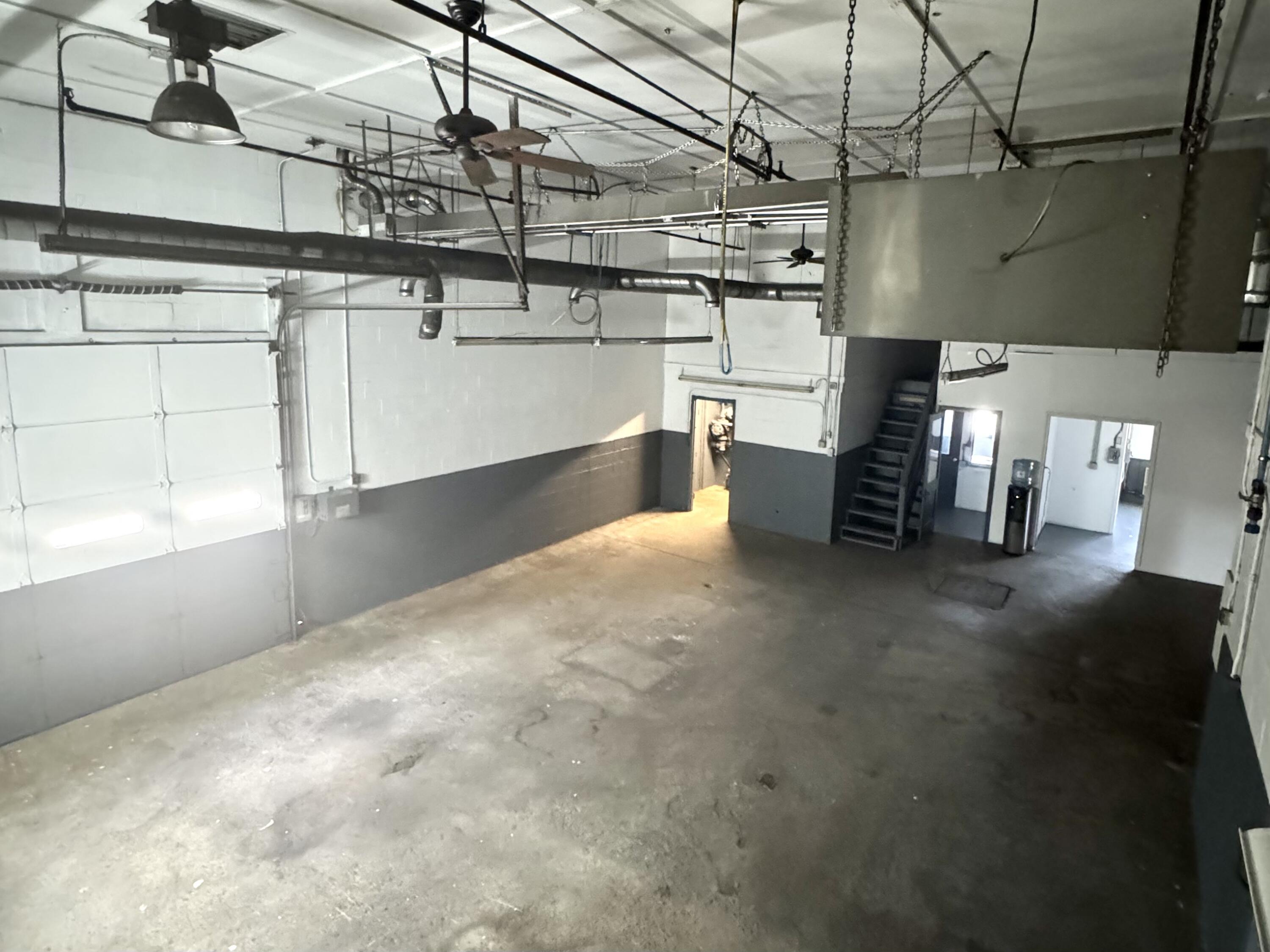 property viewer photo 9