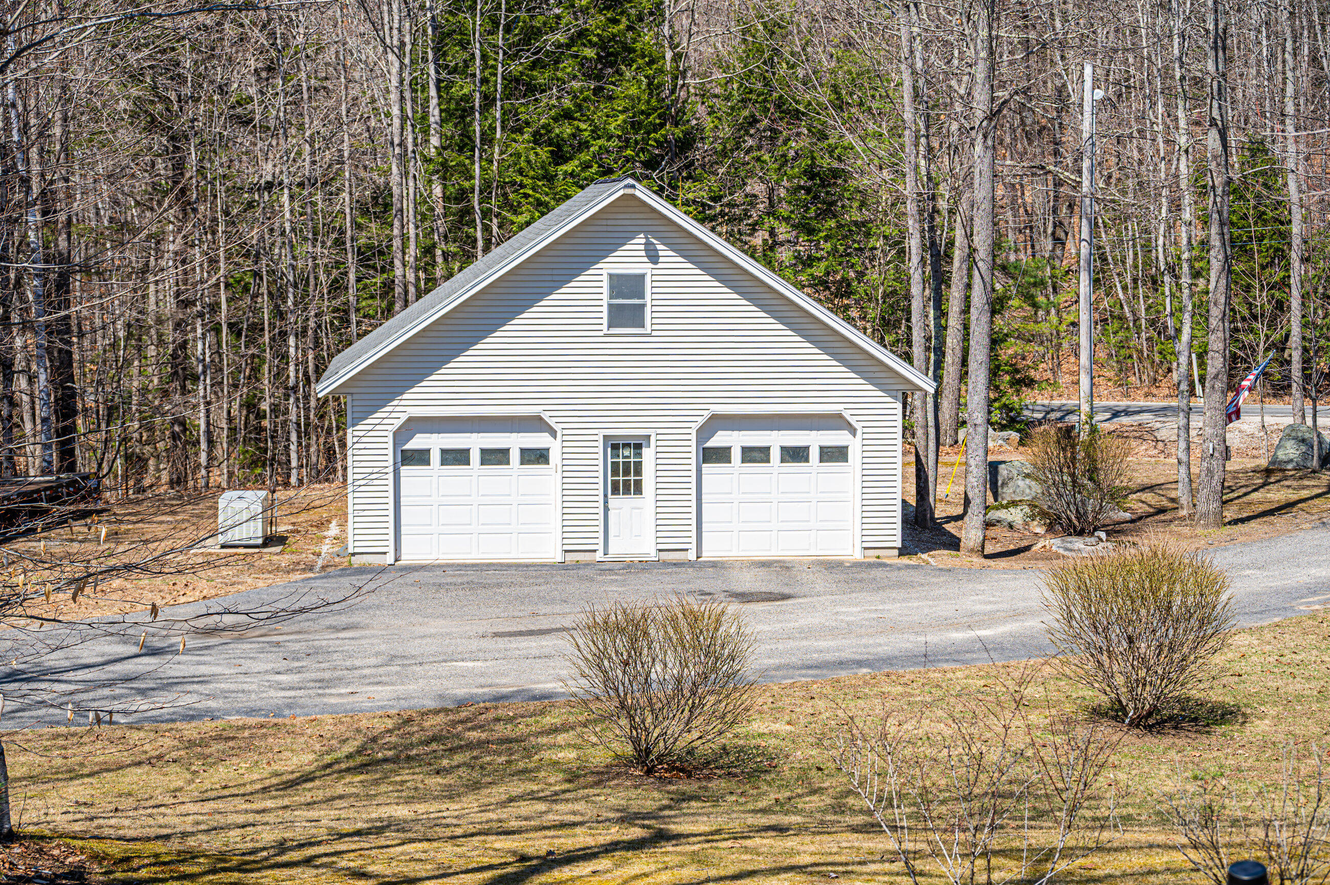 main property photo 69