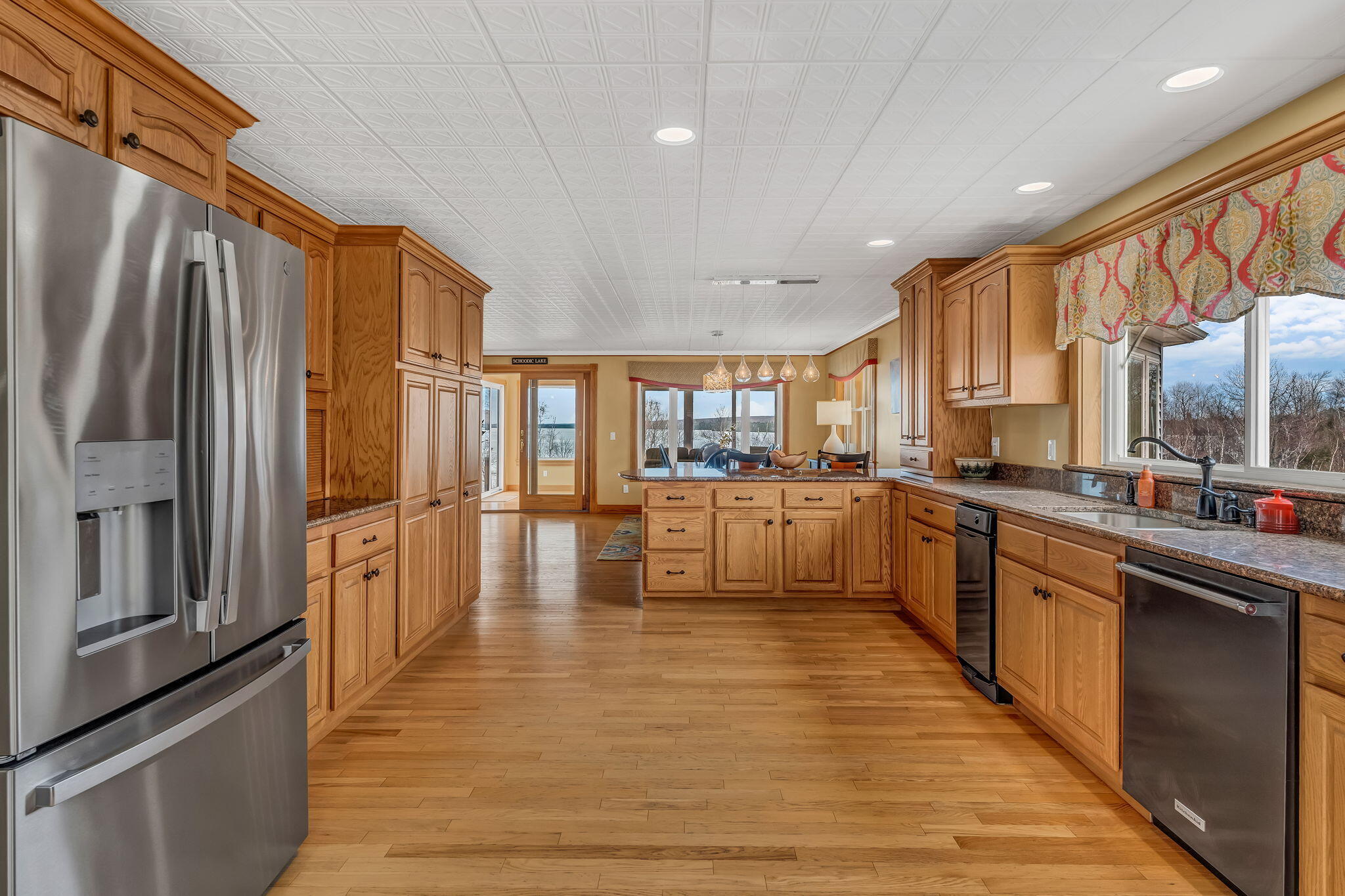 main property photo 17
