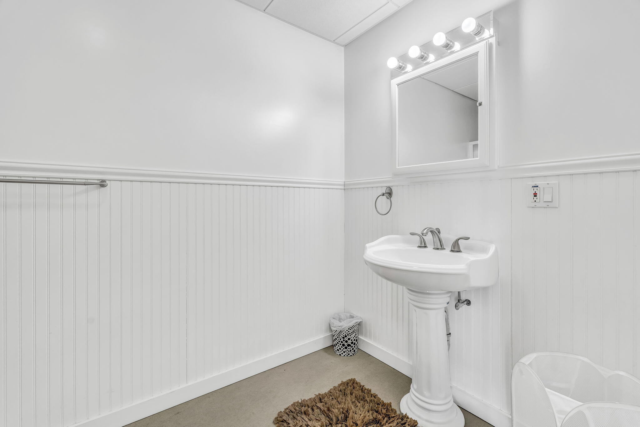main property photo 65