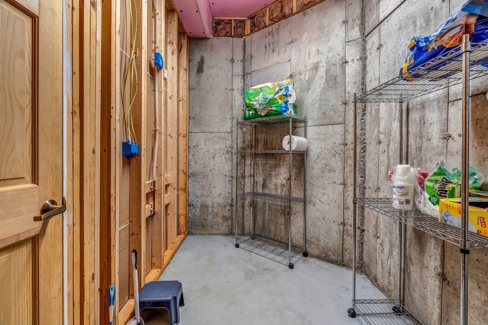 main property photo 67