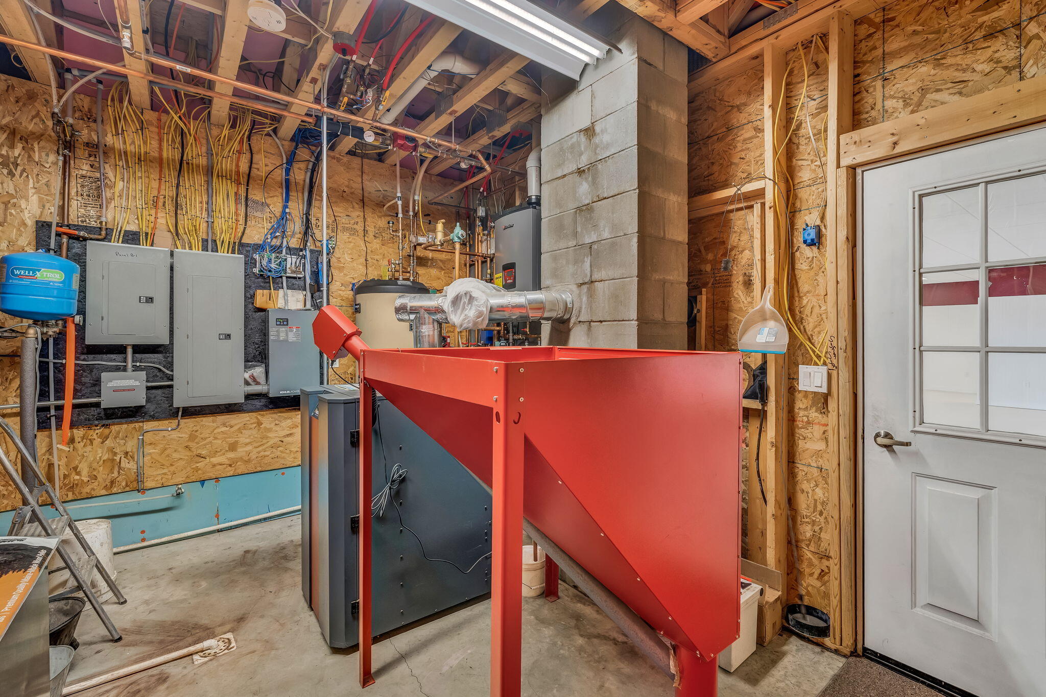 main property photo 68