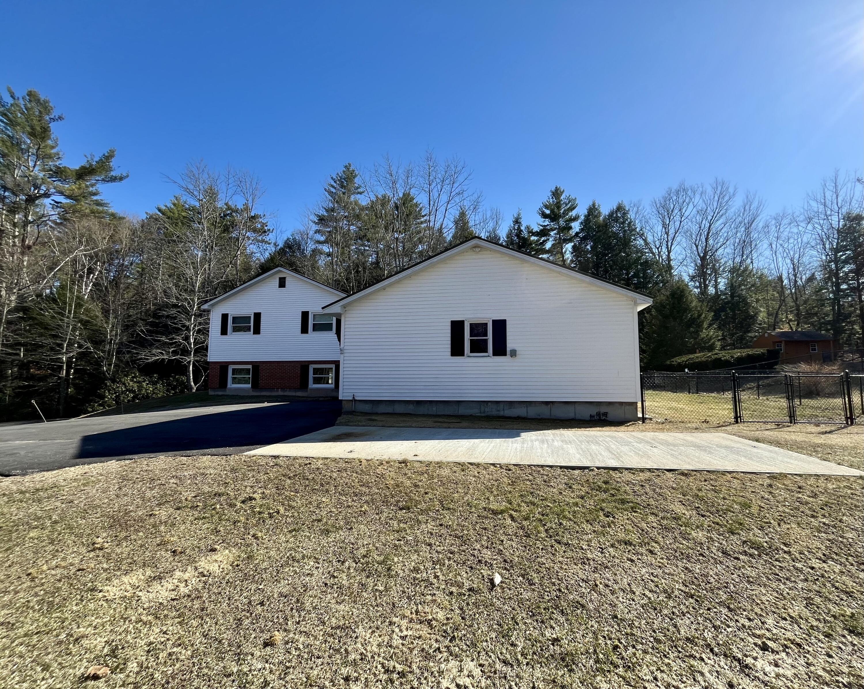 main property photo 49