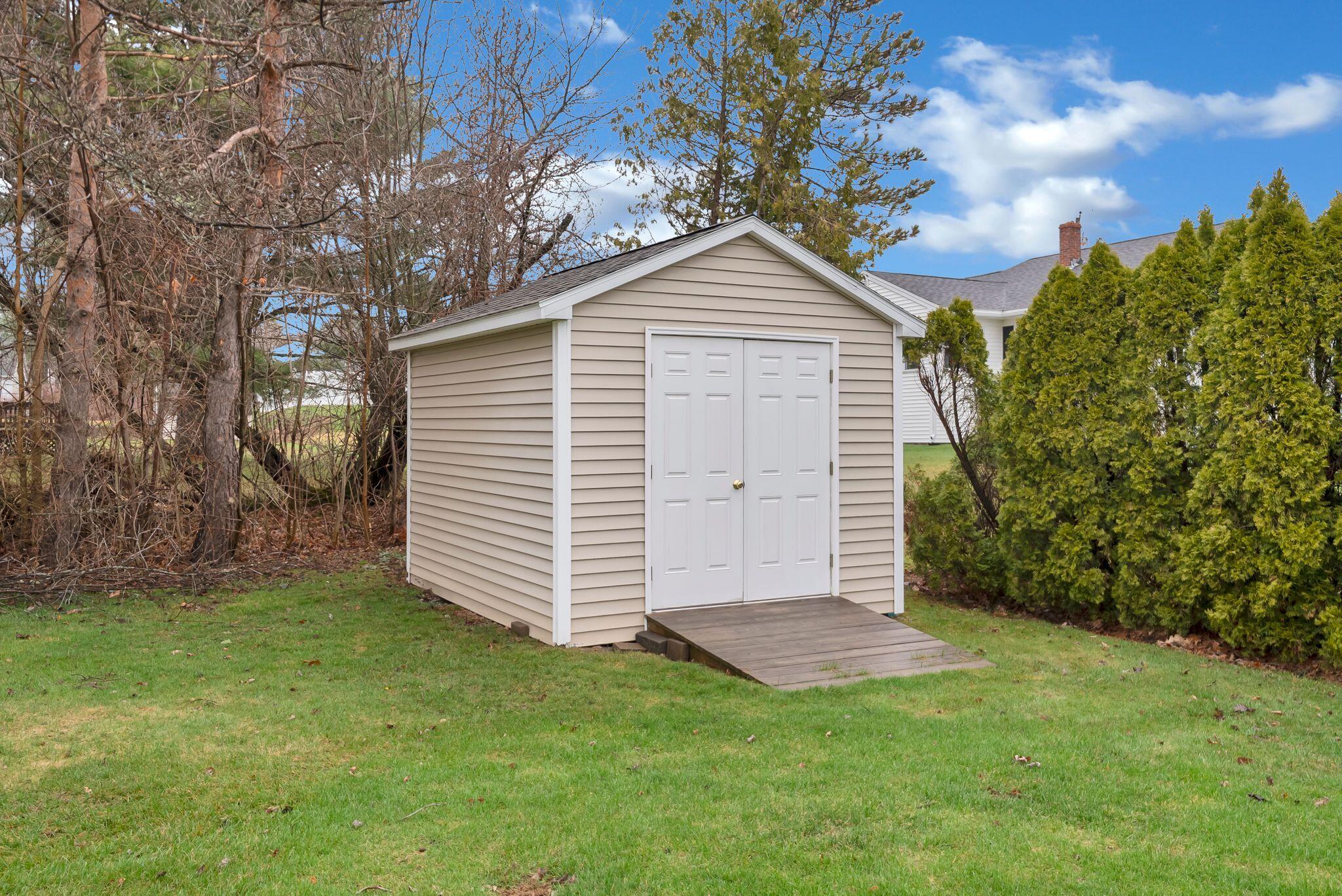 main property photo 59