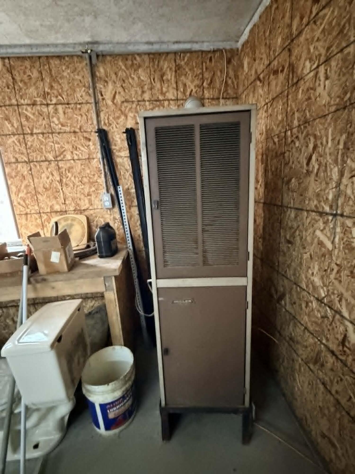 main property photo 8