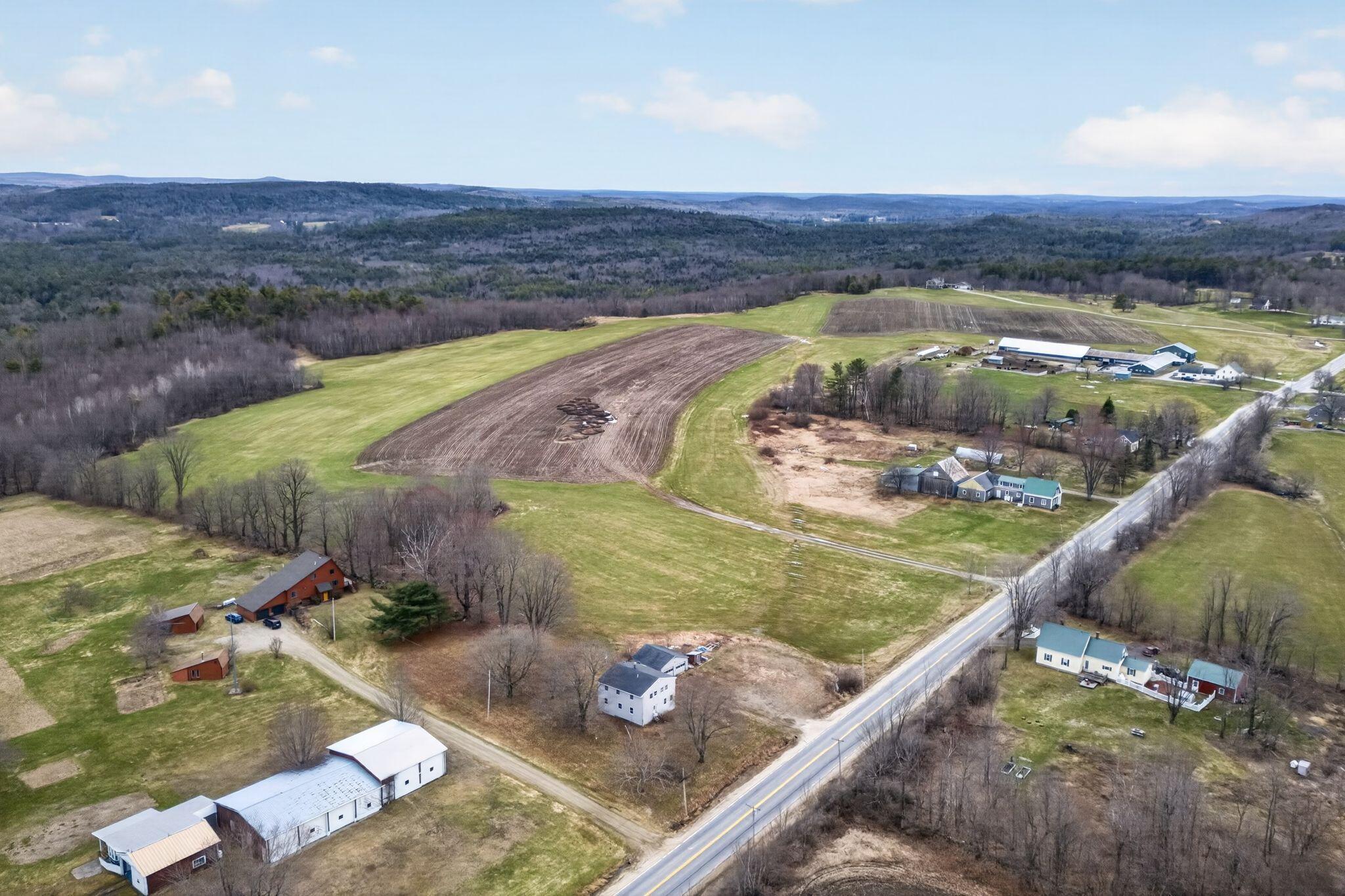 main property photo 35
